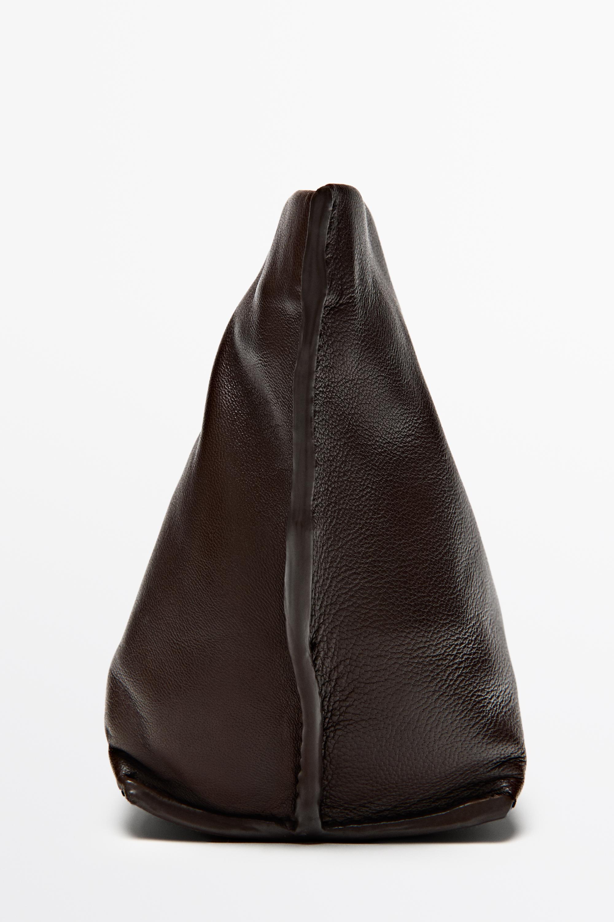 Soft nappa leather medium toiletry bag