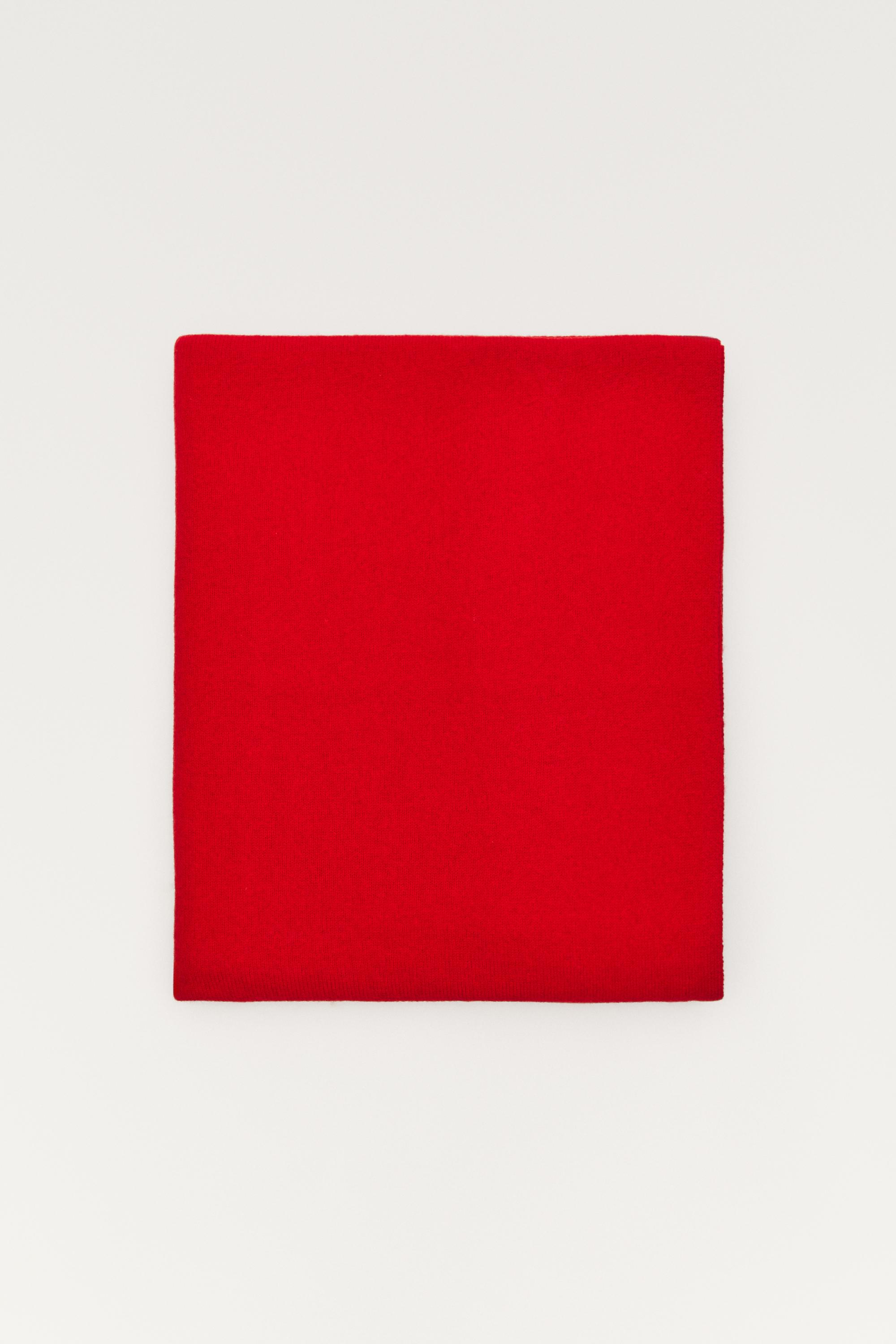 Wool-cashmere blend smooth fine knit scarf