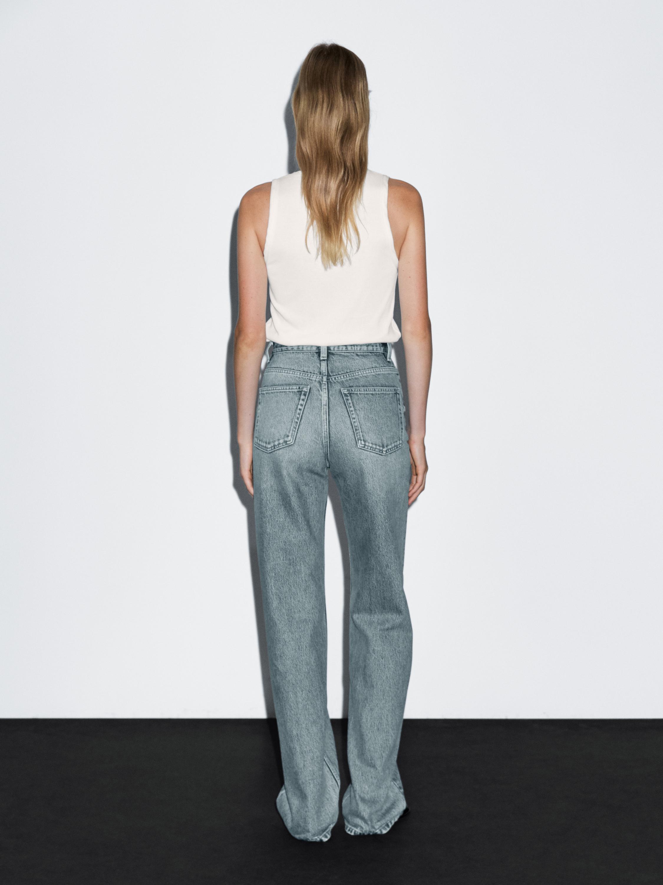 High-waist wide-leg jeans