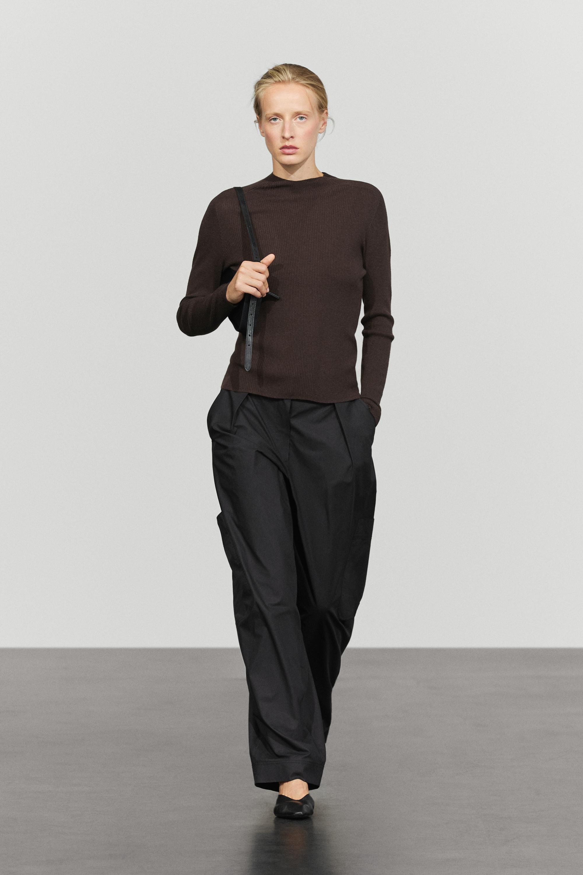 Ribbed mock neck knit sweater
