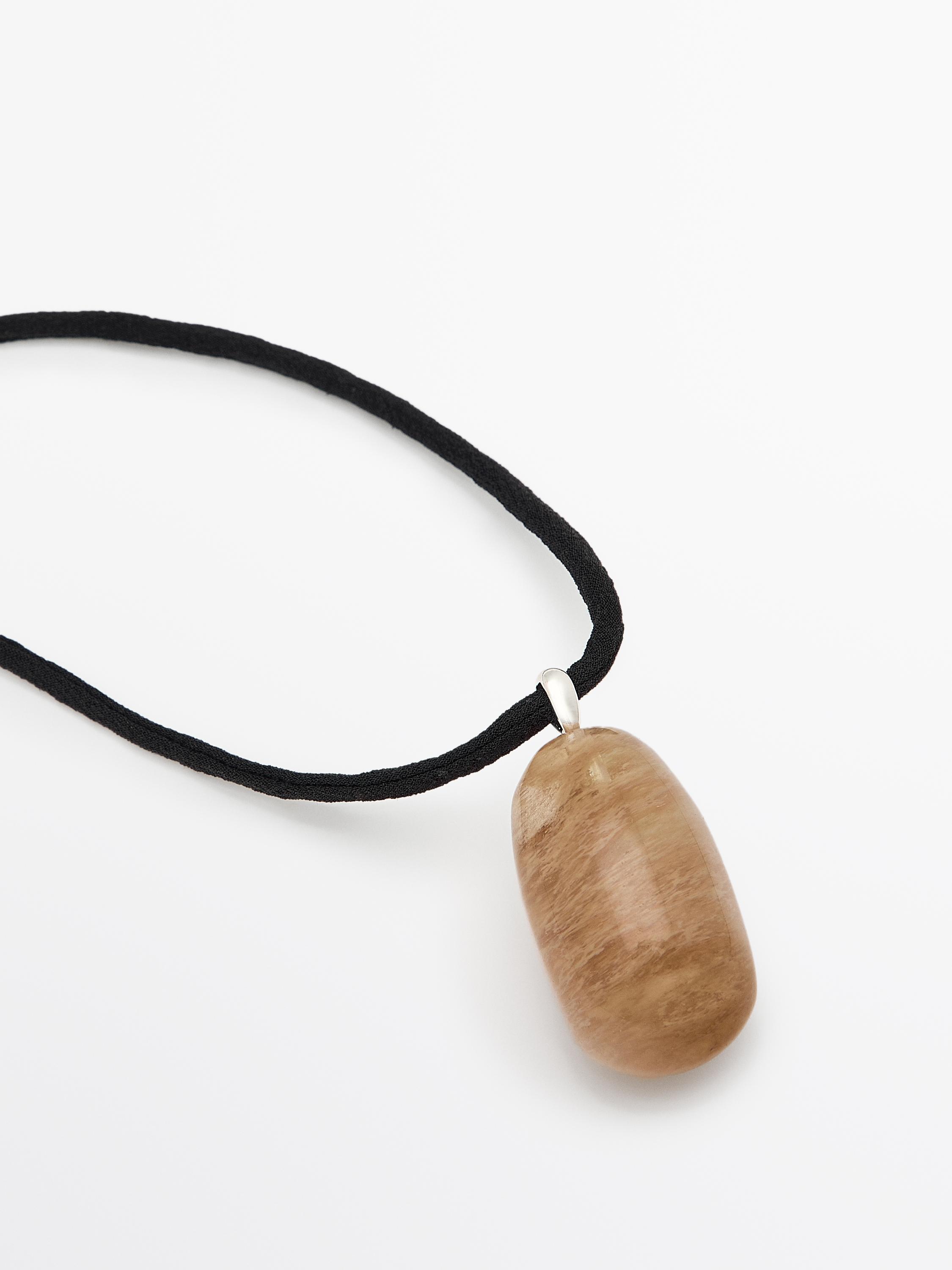Stone cord necklace