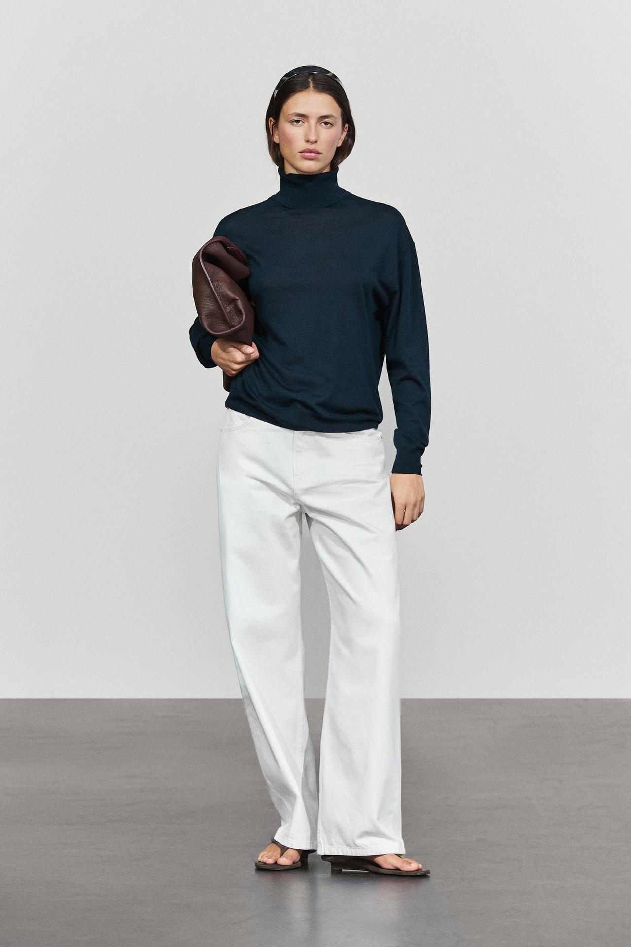 100% wool turtleneck knit sweater — BLUE