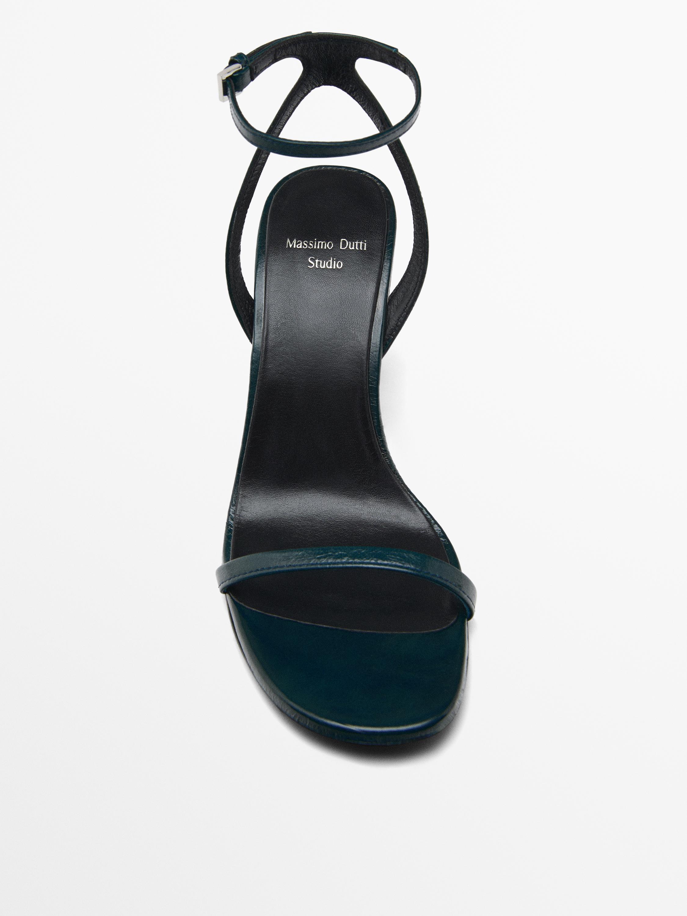 Absatzsandalen mit Riemchen – STUDIO