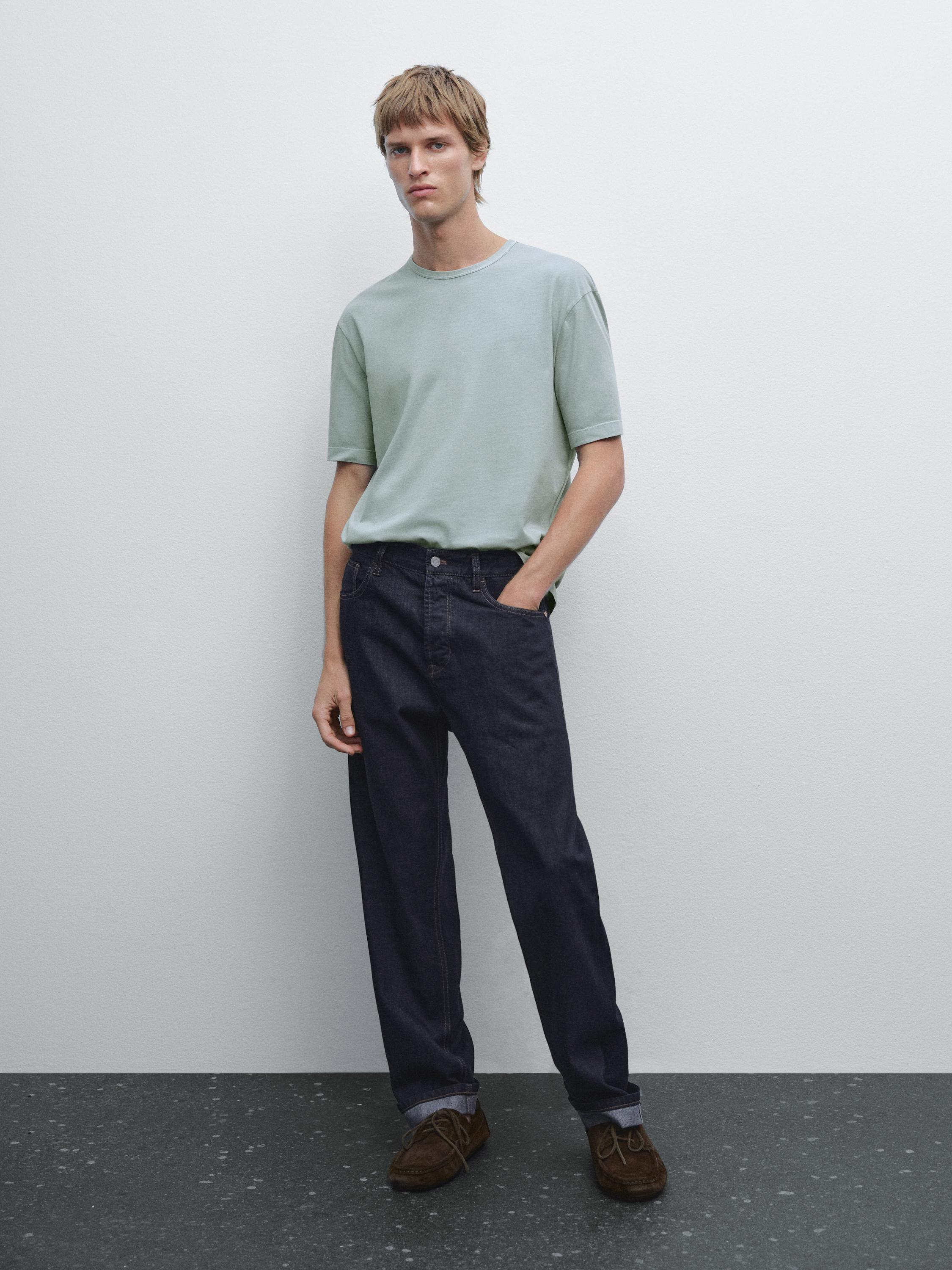 Фланелка с къс ръкав и ефект на износване