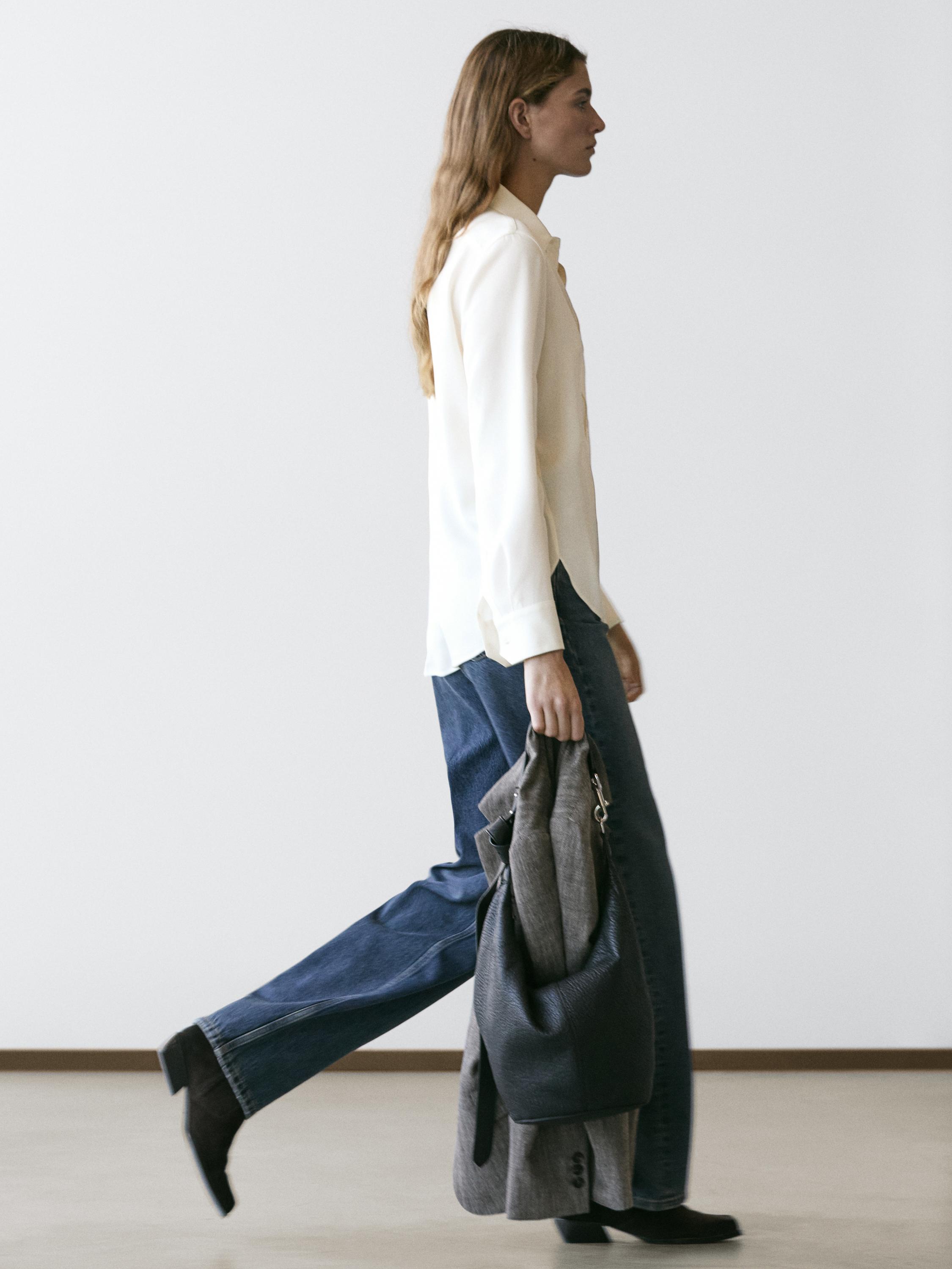 Flowing shirt with shirt collar — Off white