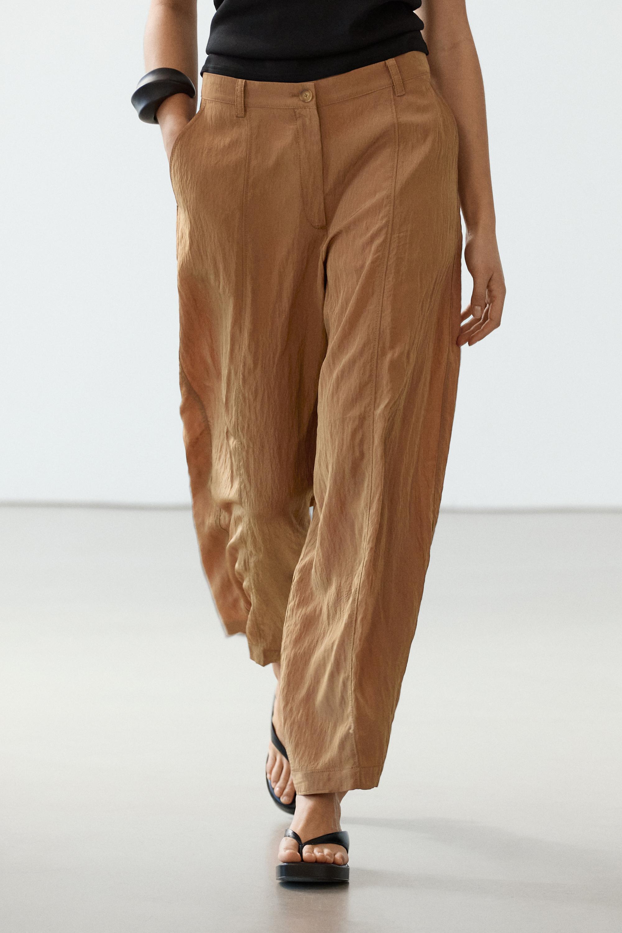 Lightweight barrel fit trousers — Caramel