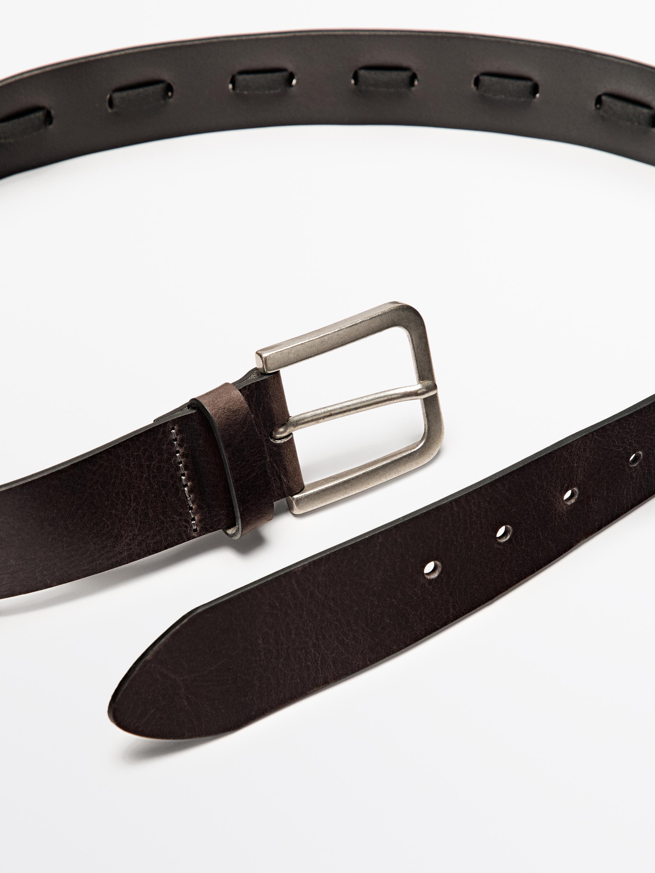 Cinturón piel napa detalle arandelas
