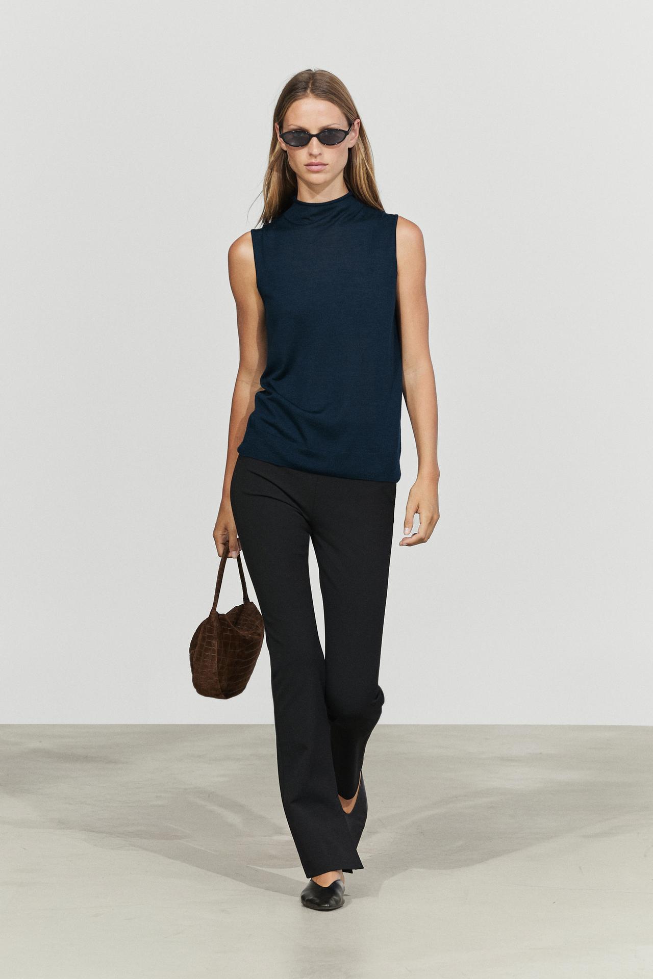 100% wool mock turtleneck knit top — BLUE