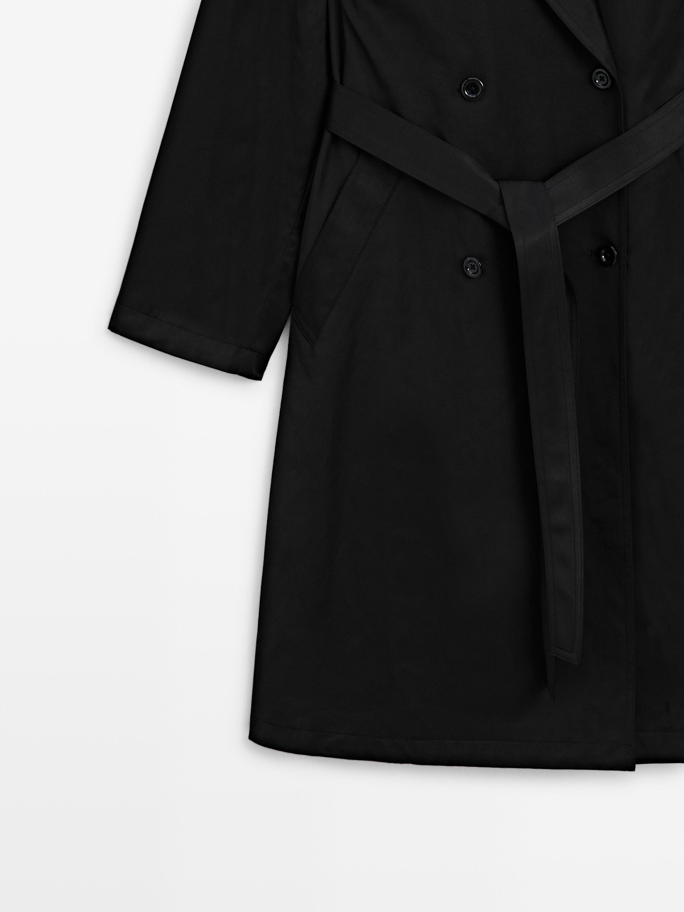 Langer Trenchcoat mit Innenweste