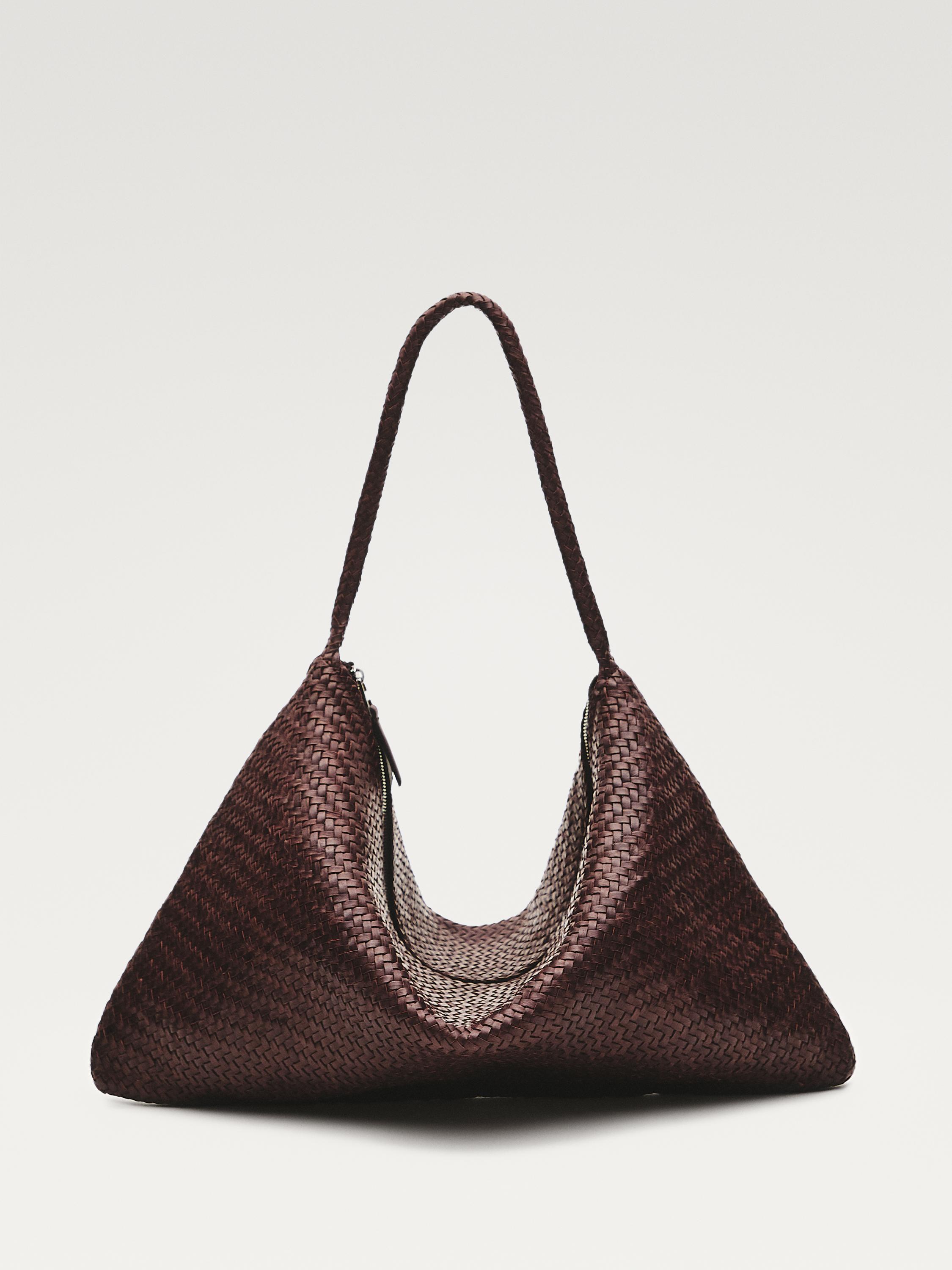 Büyük örgülü napa deri çapraz askılı çanta