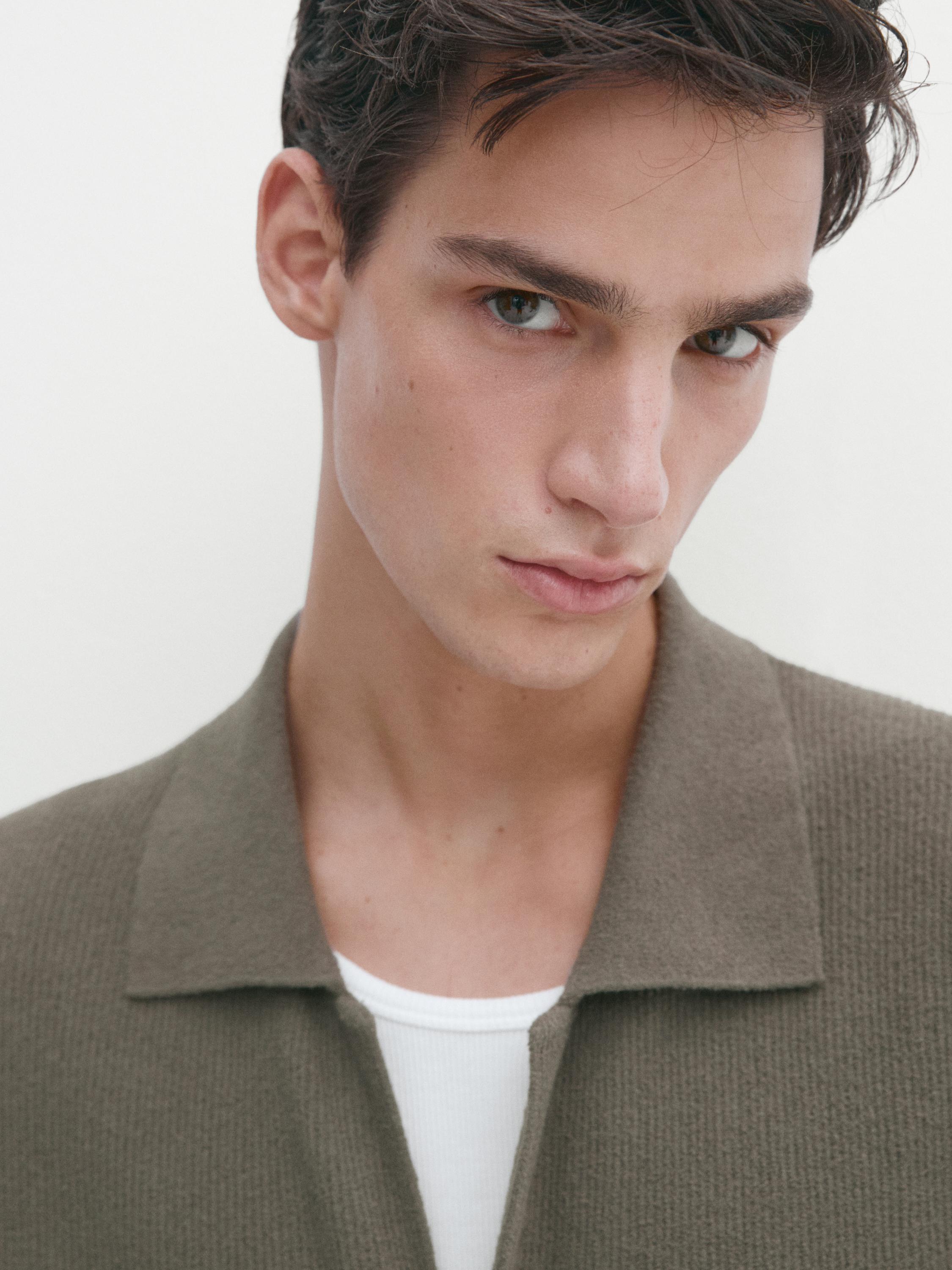 Cardigan en maille à manches courtes et boutons