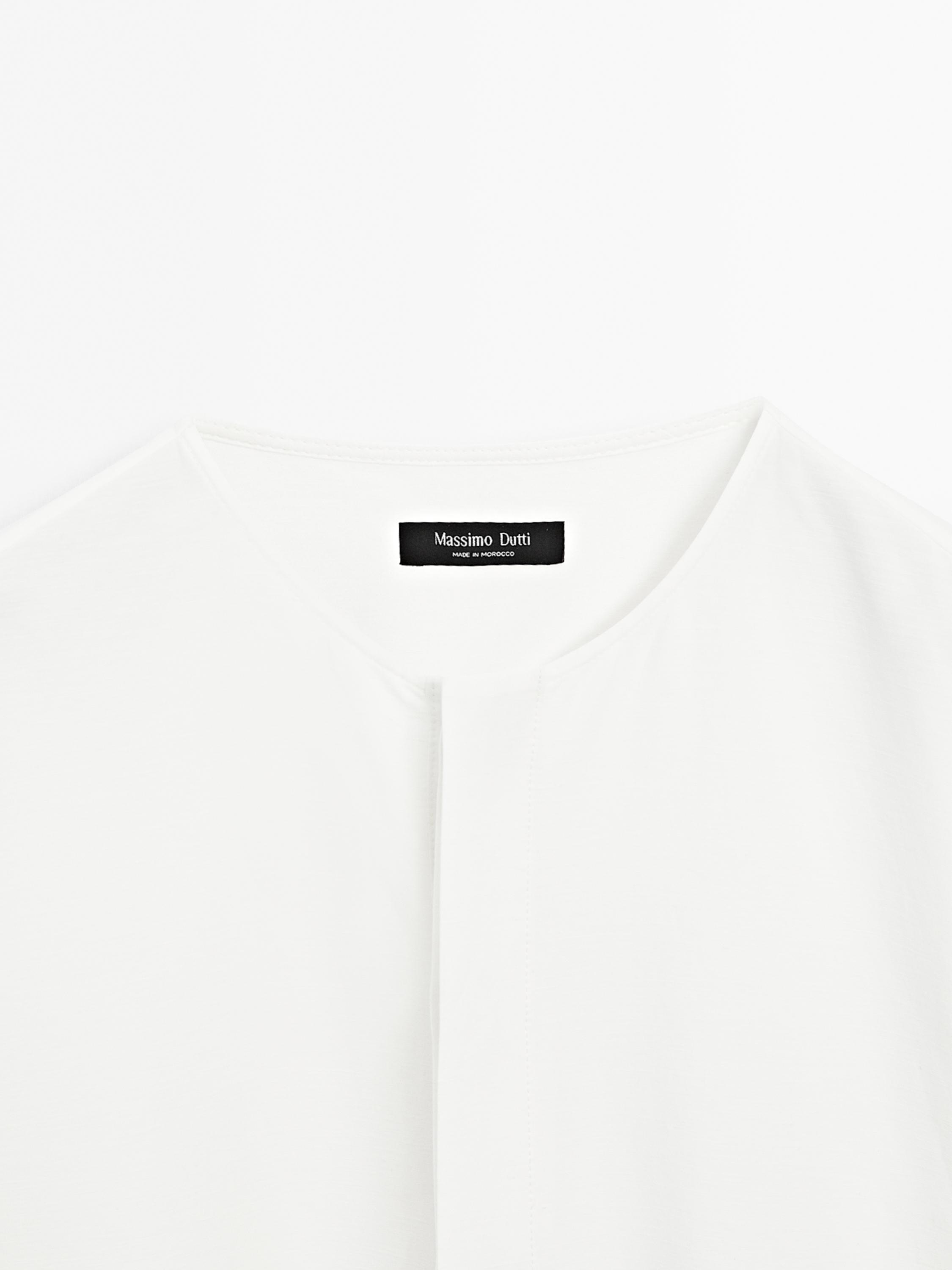 Shirt dress with contrast buttons