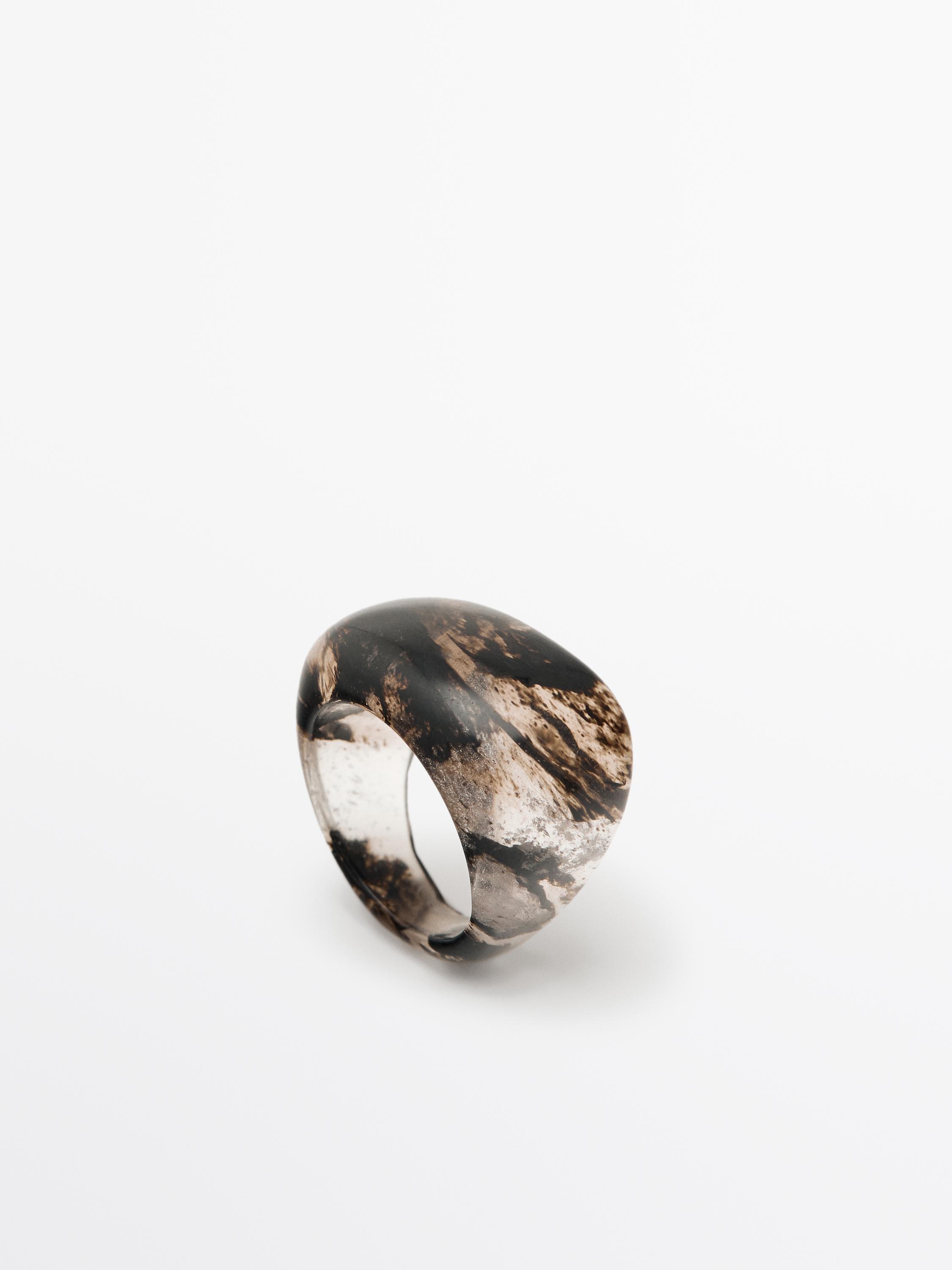 Stone ring