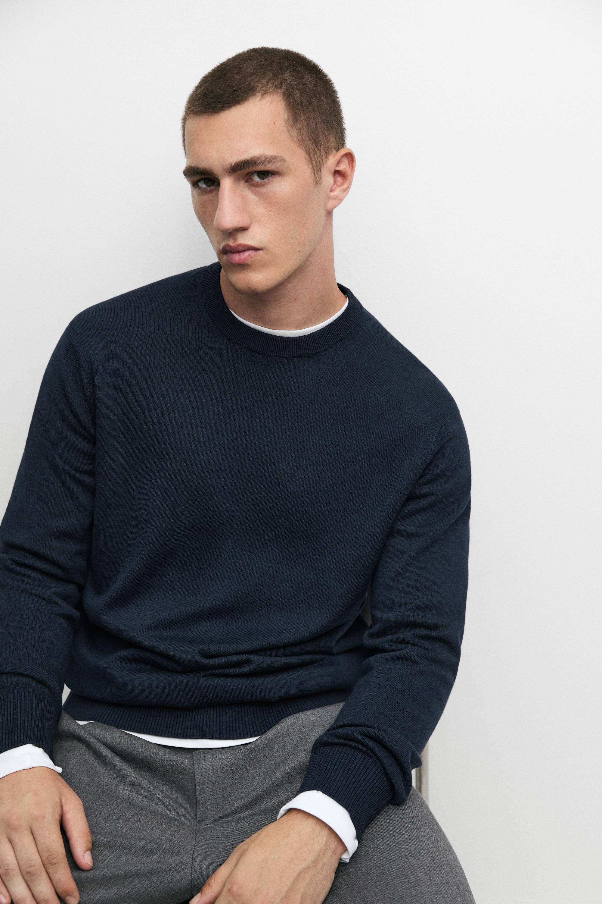 Cotton blend knit sweater — Dark blue