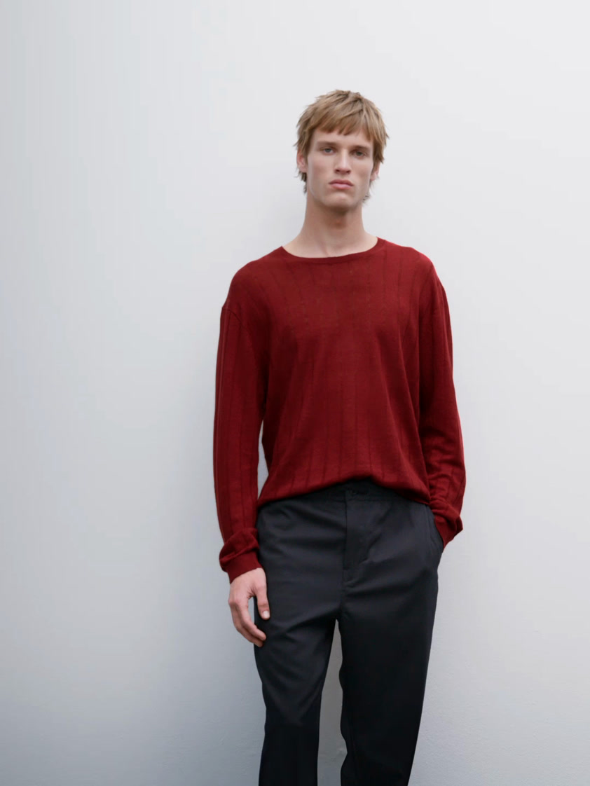100% linen crew neck sweater