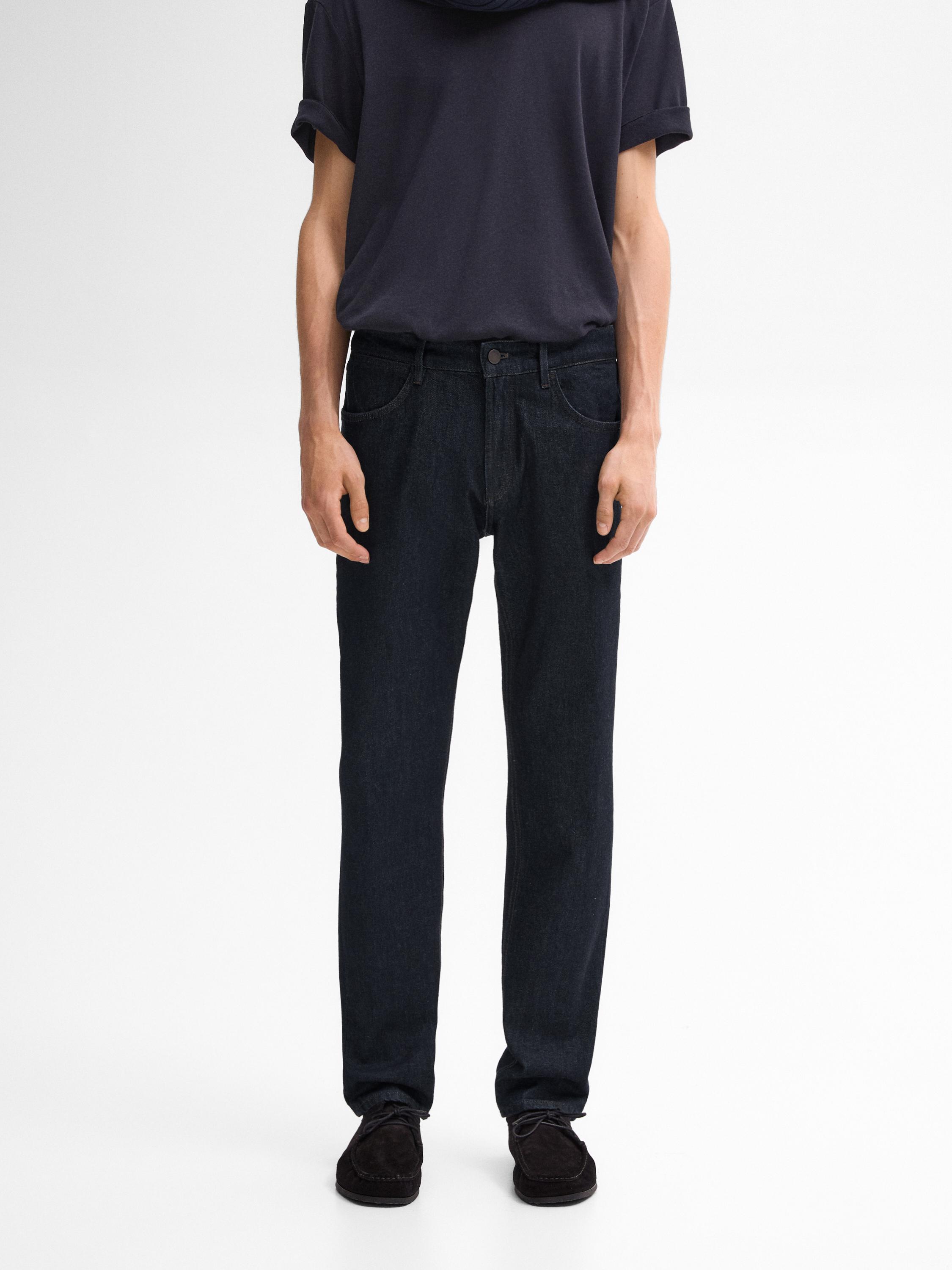 Toelopende jeans
