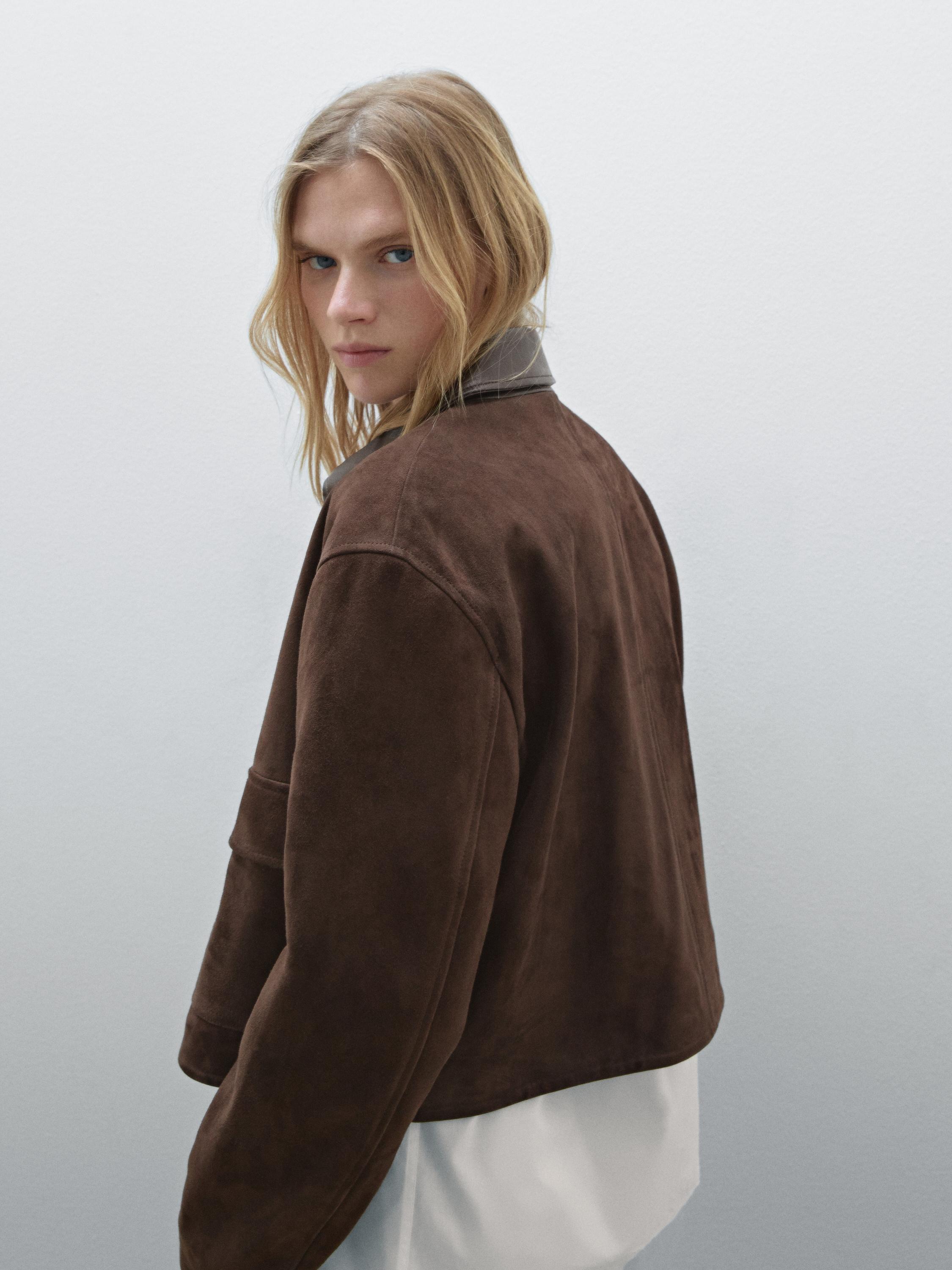 Short suede leather jacket with pockets