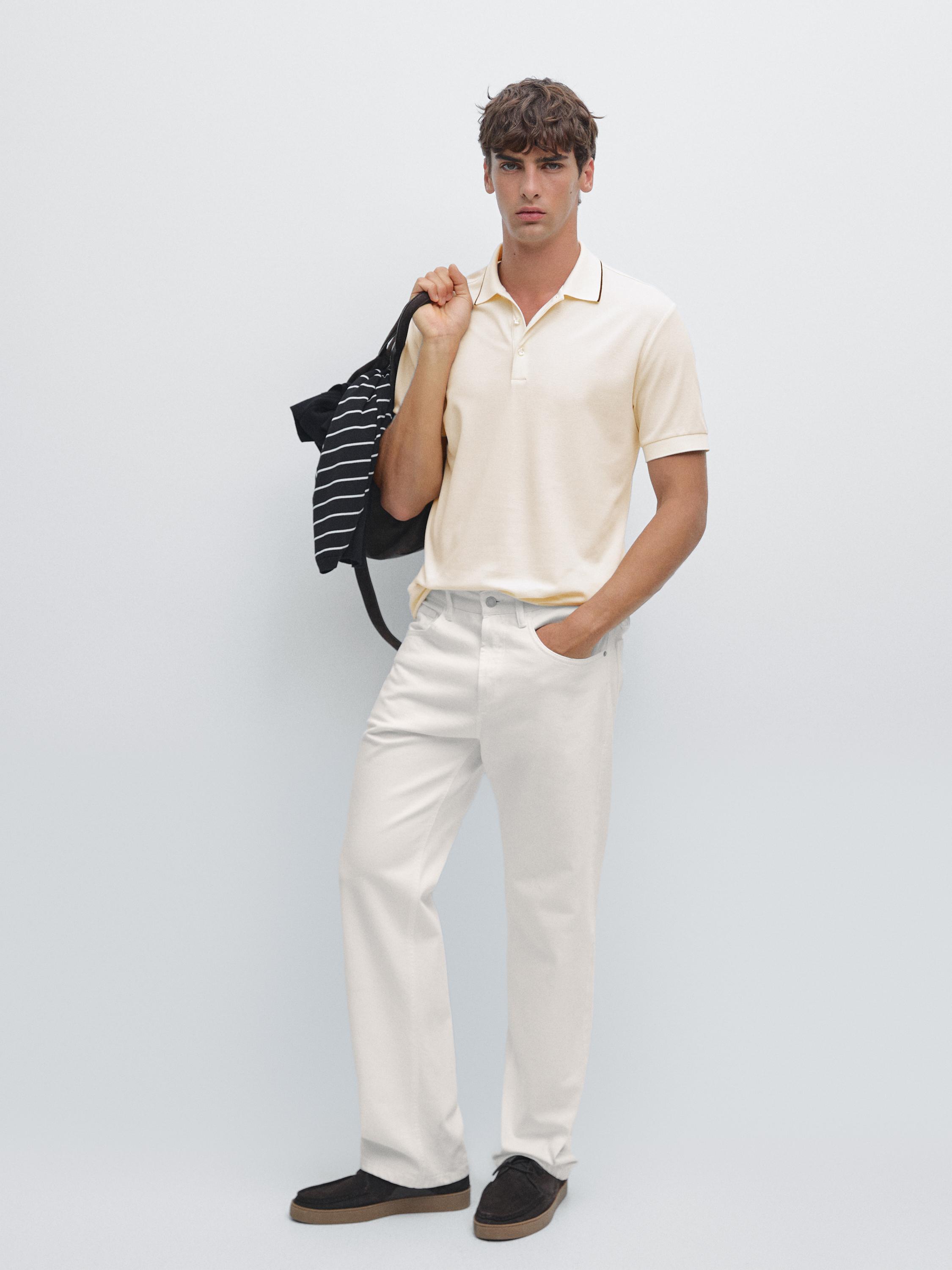 Polo short sleeve collar detail