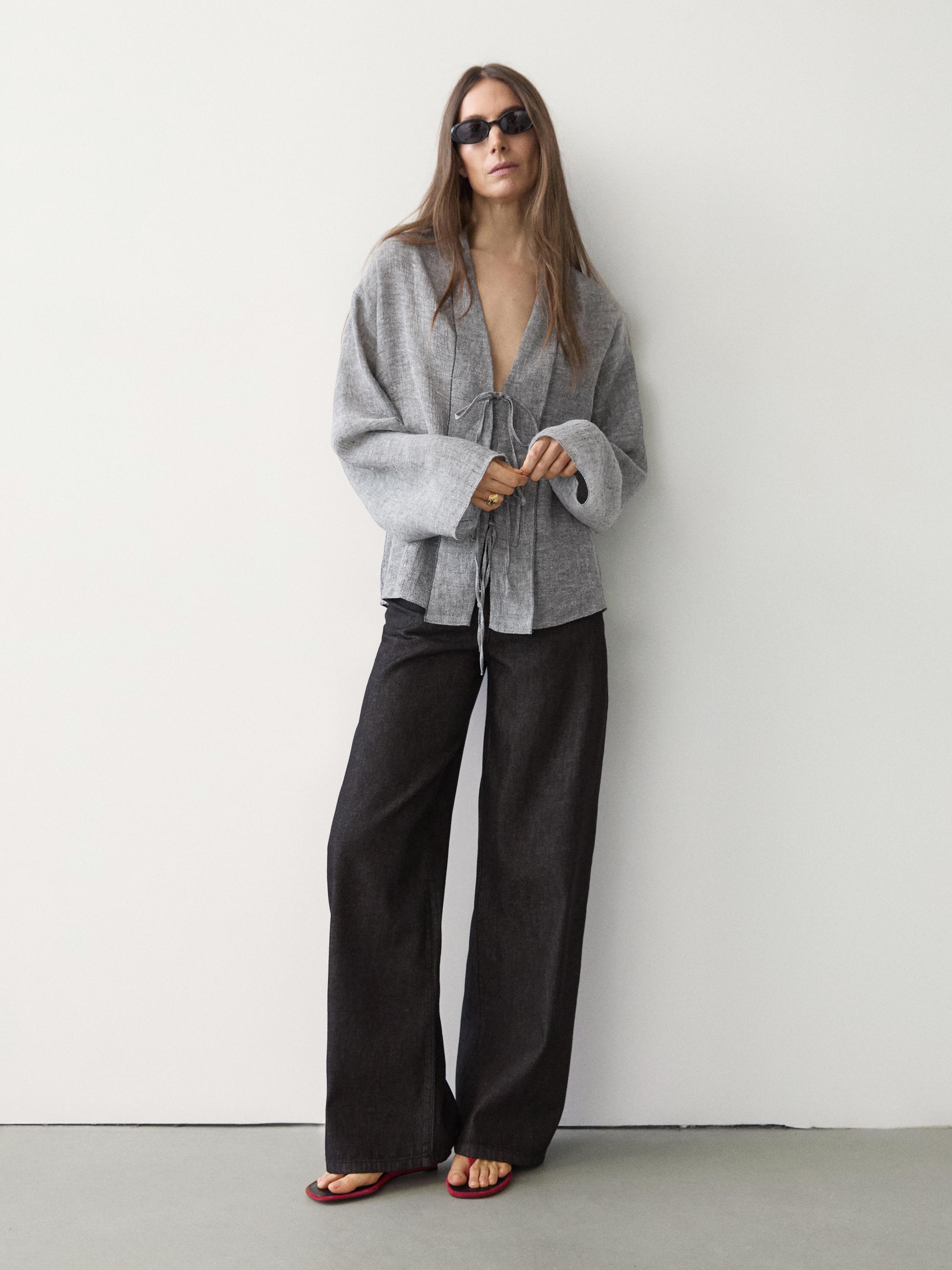 Linen blend blouse with tie details — 0-881