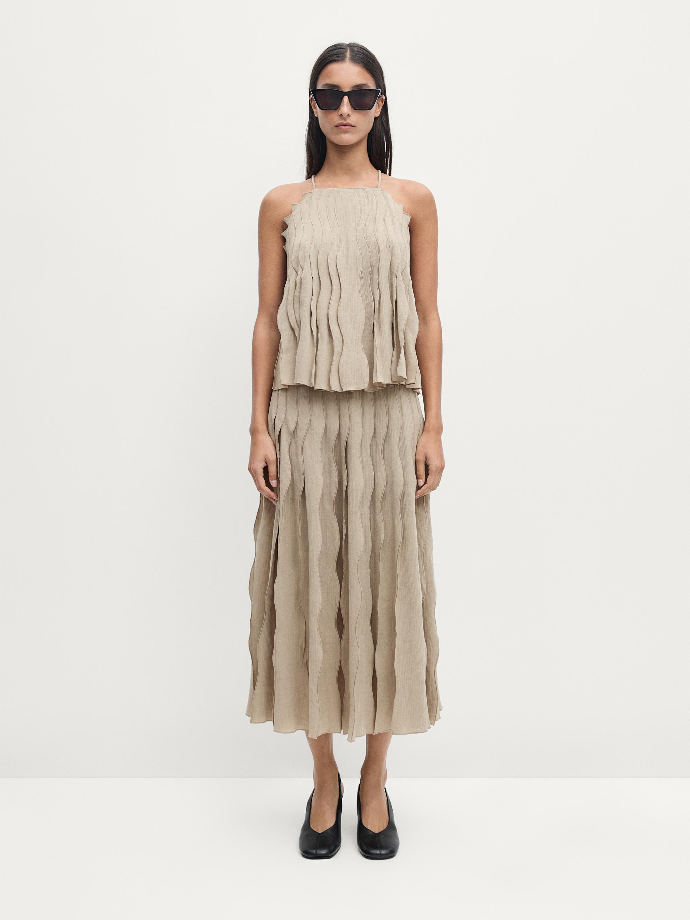 Wavy pleated midi skirt