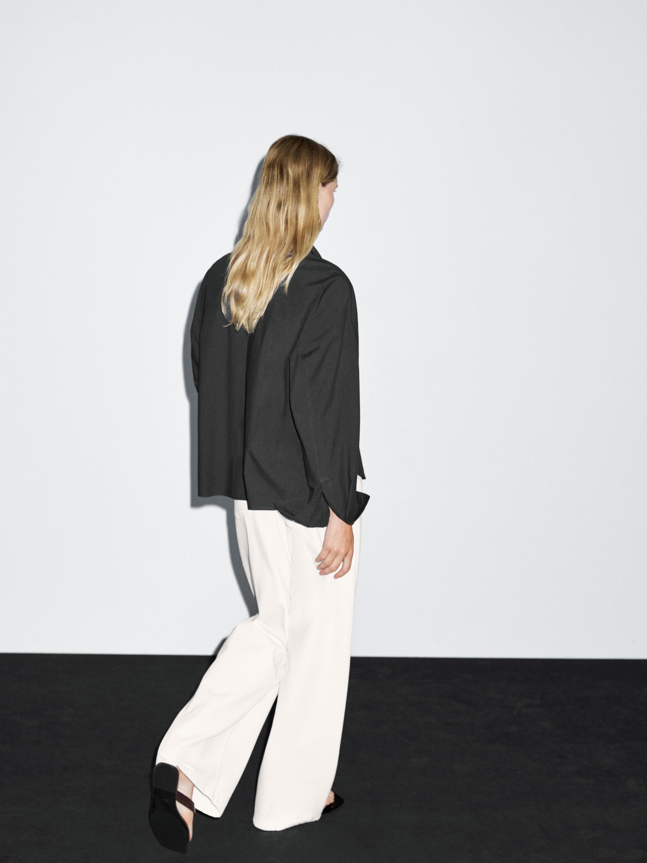 Loose-fitting 100% cotton poplin shirt