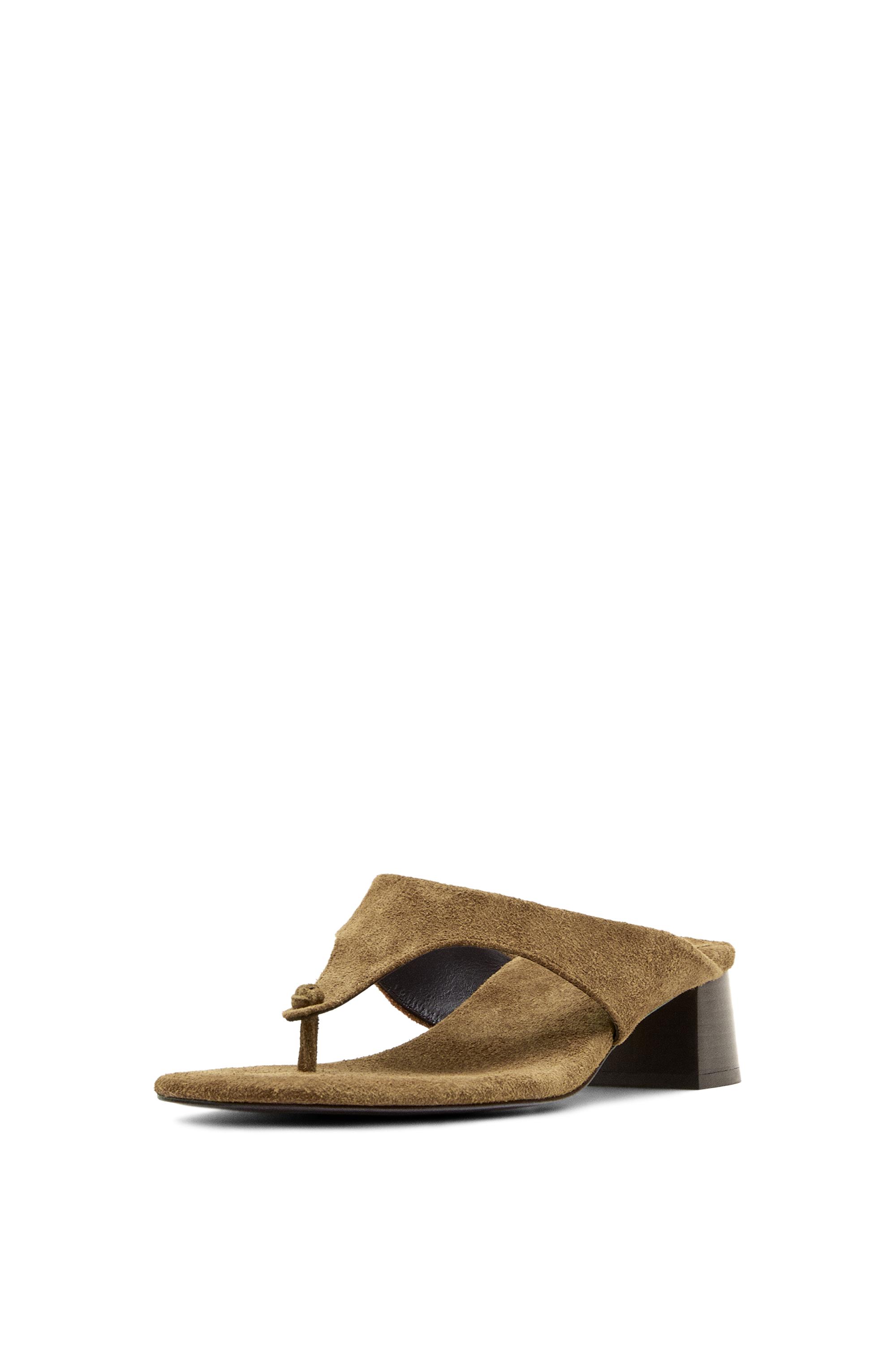 Heeled sandals with knot — CAMEL