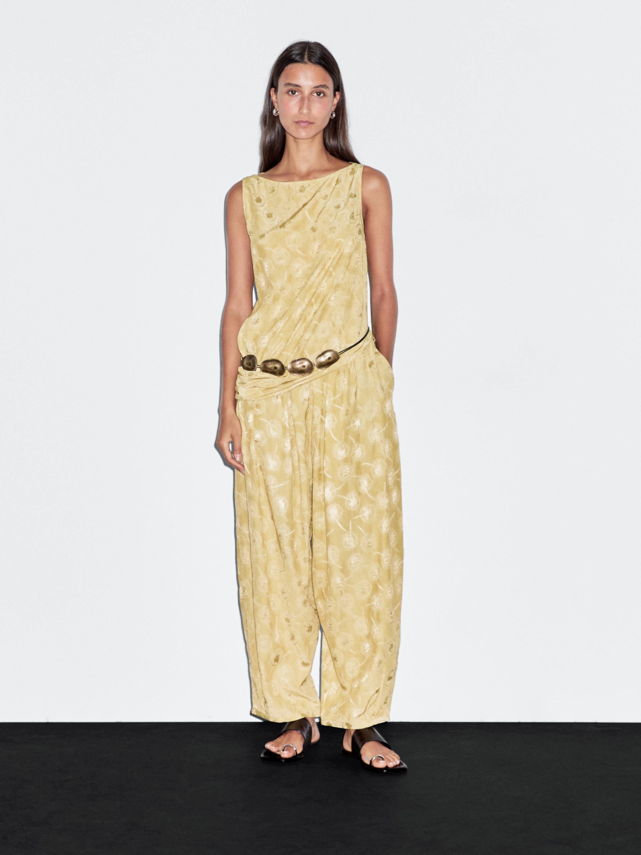 Jacquard print barrel fit trousers