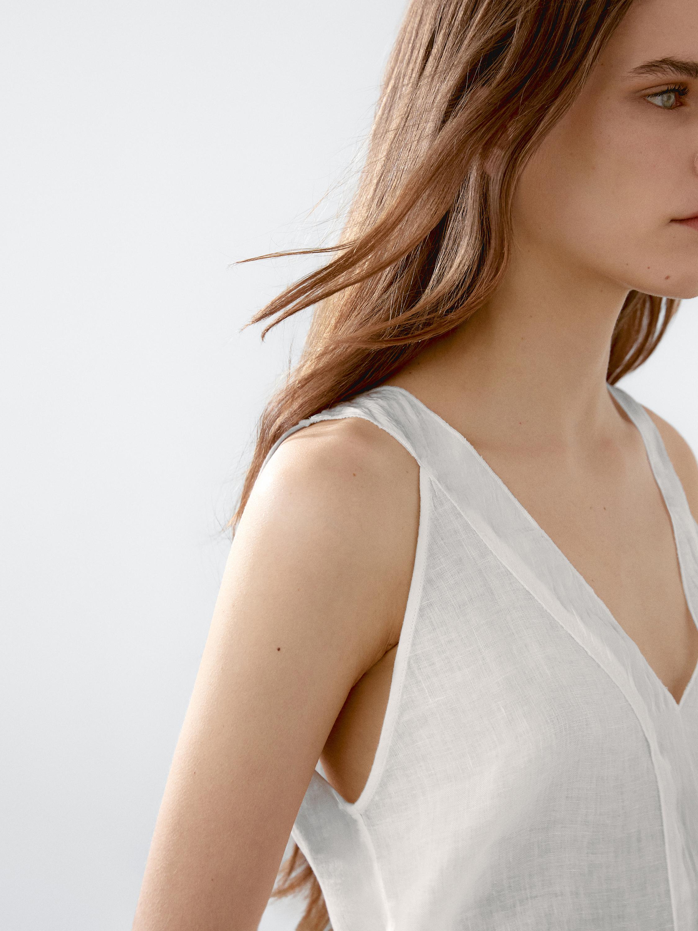 Flowing double fabric top