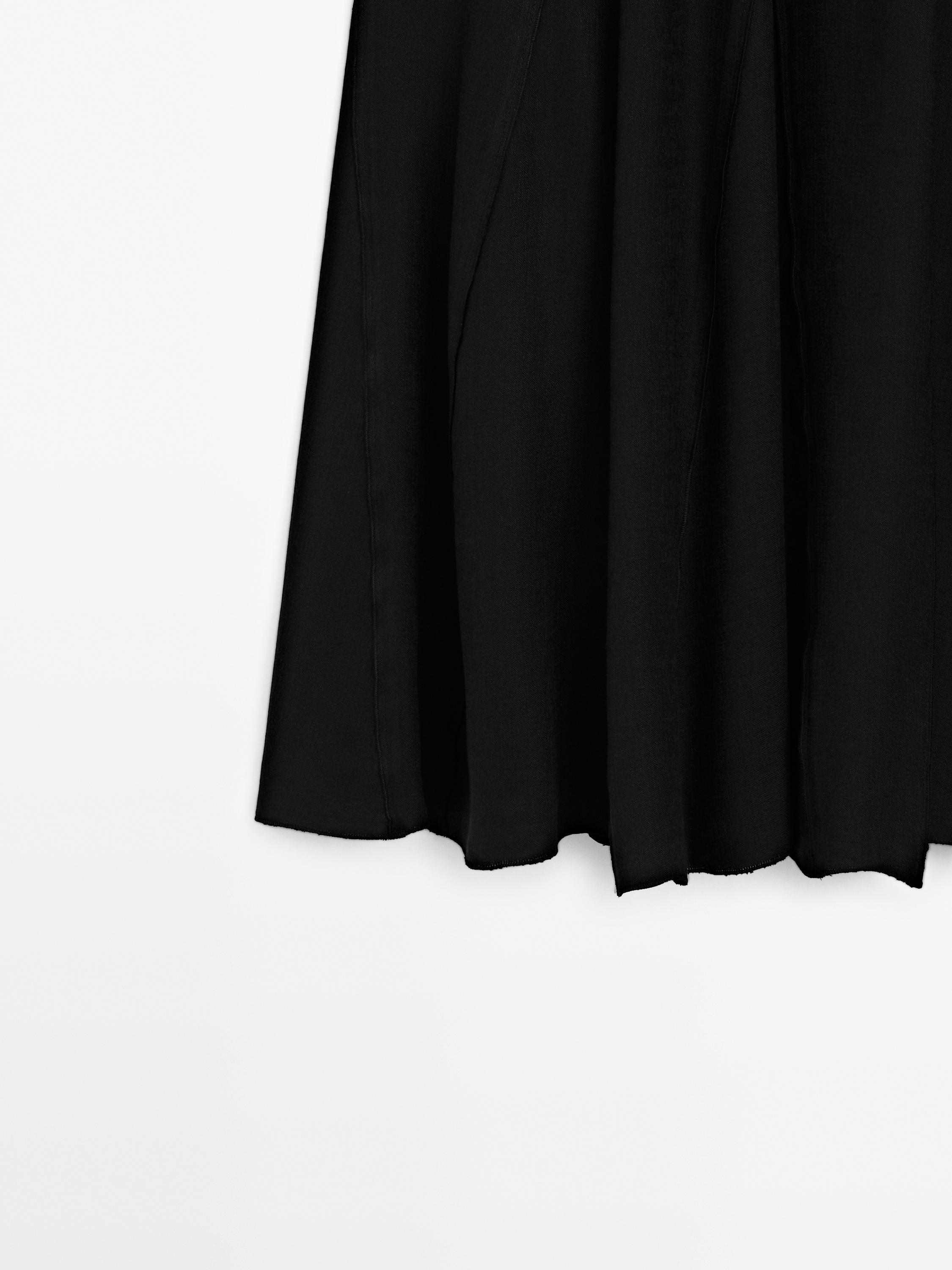 Flared midi skirt with seam details