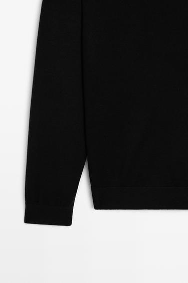 100% merino wool round neck knit sweater — BLACK 7