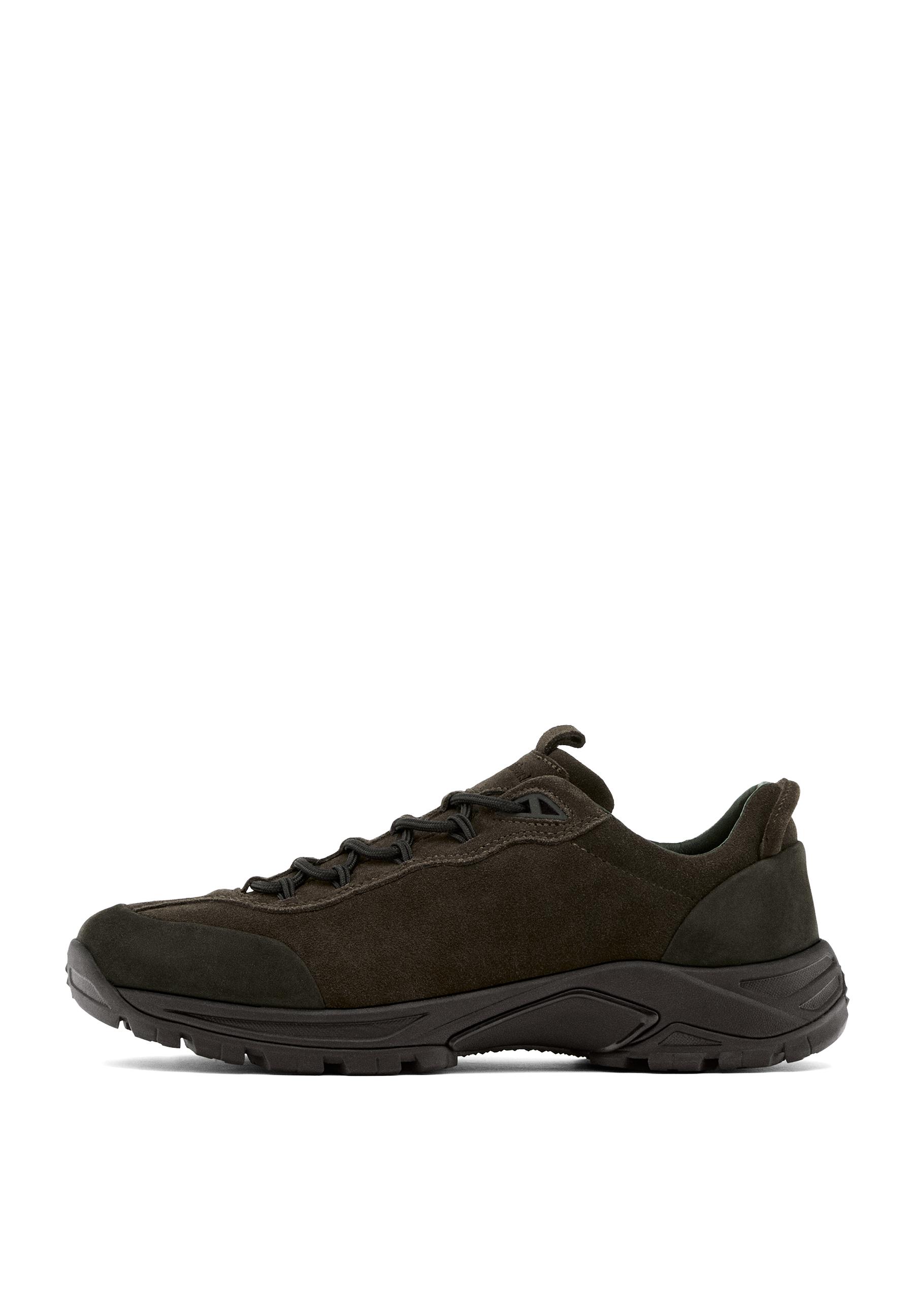 Technical trainers with leather pieces — BROWN