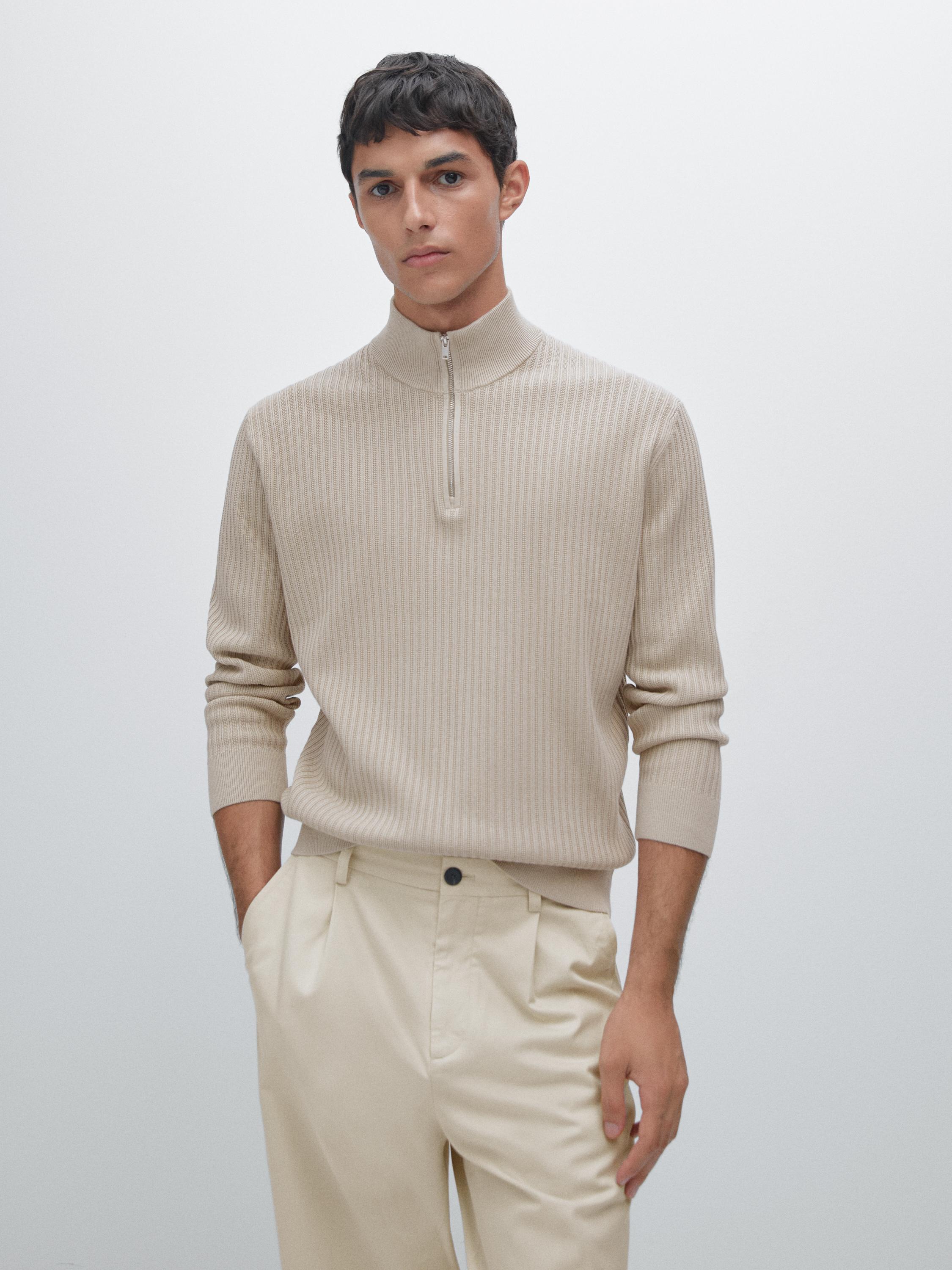 Mock neck knit sweater
