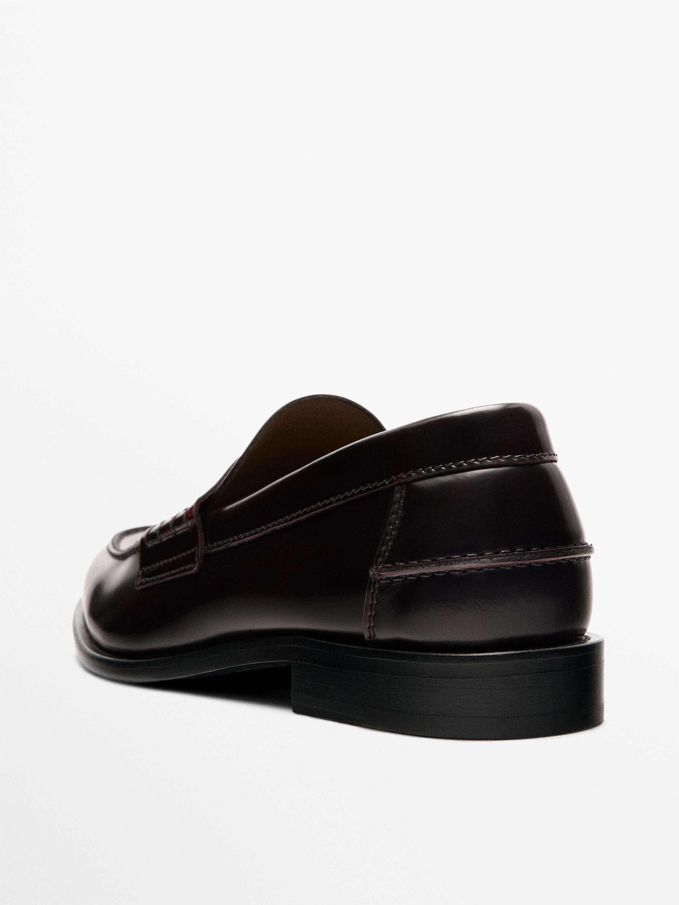 Leather loafers with penny strap — BURGUNDY