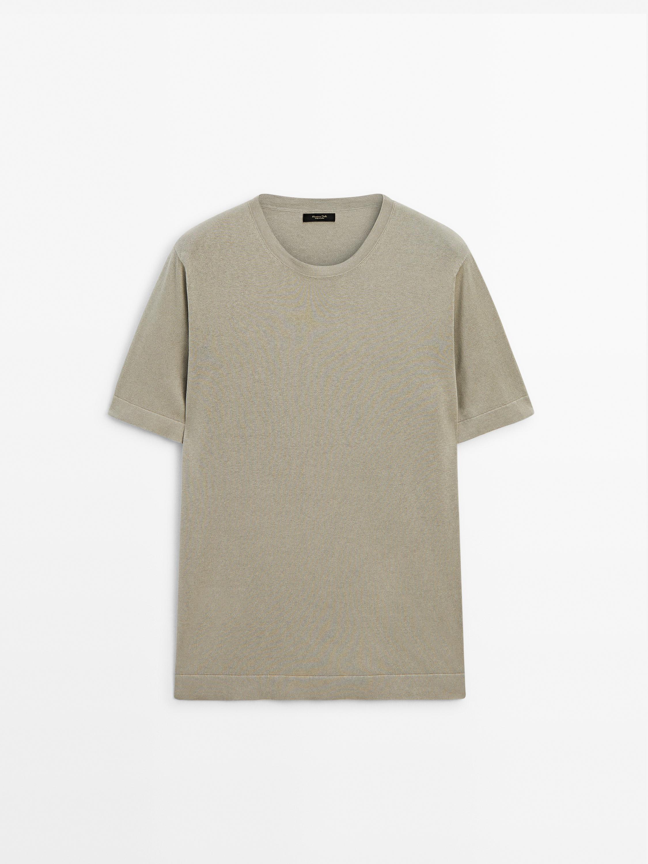 Knit crew neck T-shirt with short sleeves