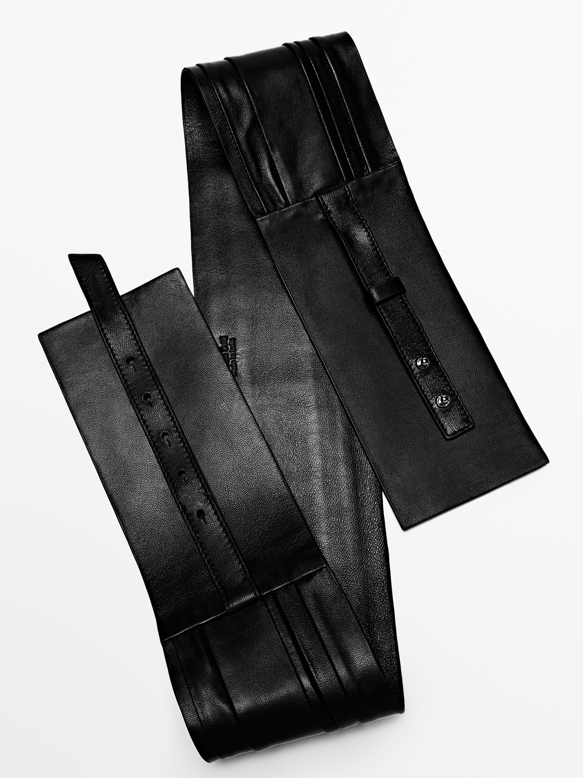 Pleated nappa leather sash belt