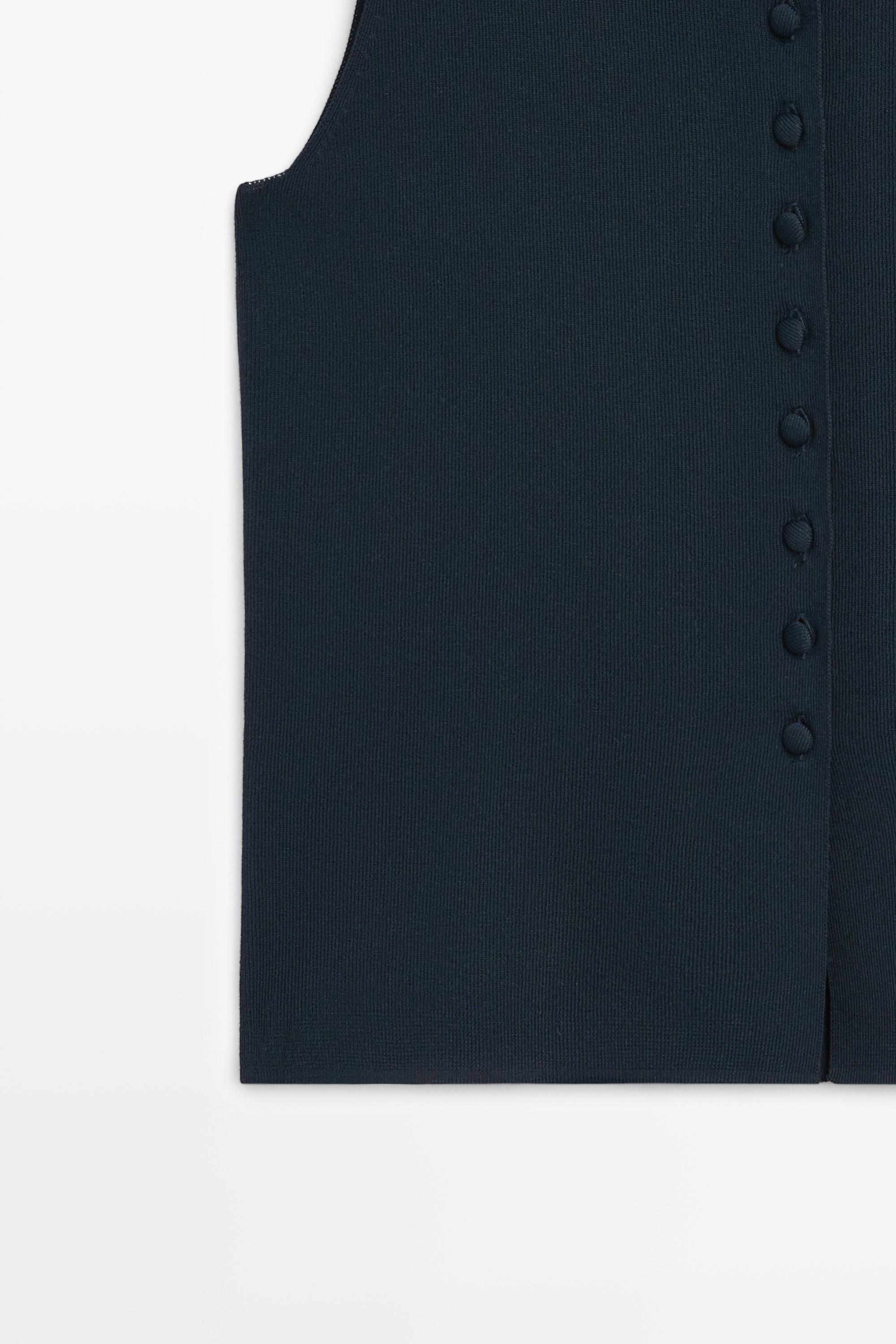Fine-knit vest with covered buttons — NAVY BLUE