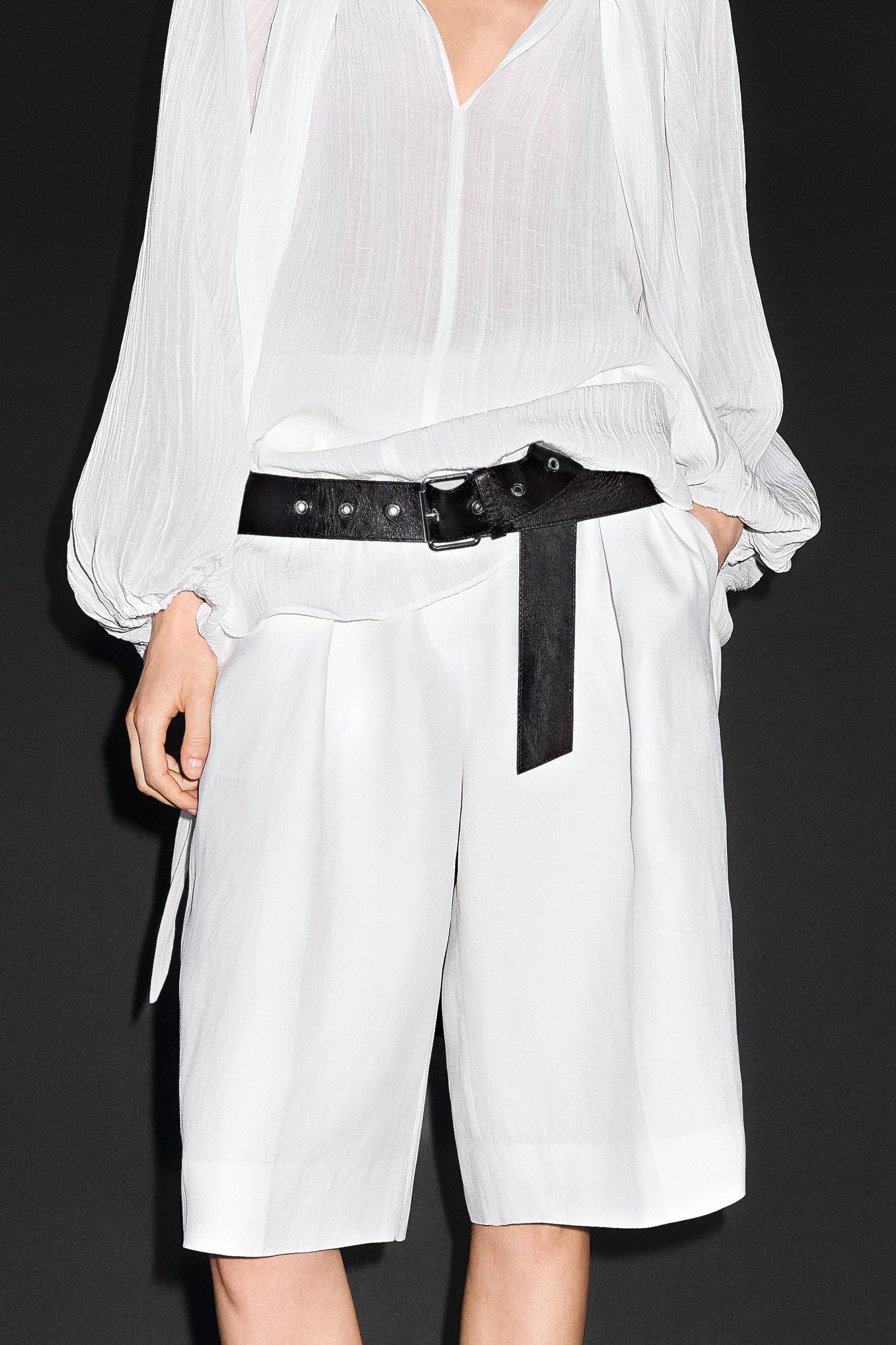 Long flowing Bermuda shorts - STUDIO — WHITE