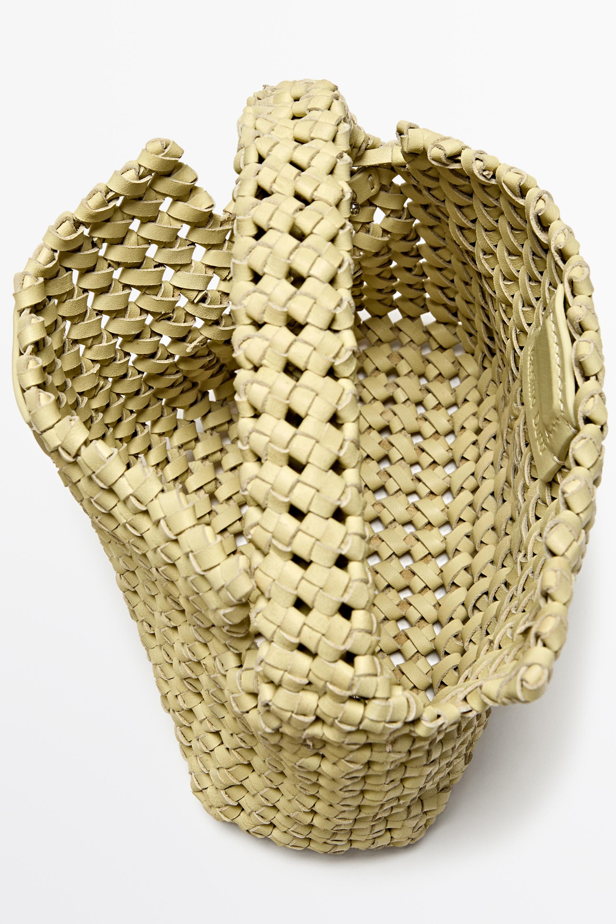 Braided leather mini bag — Vanilla