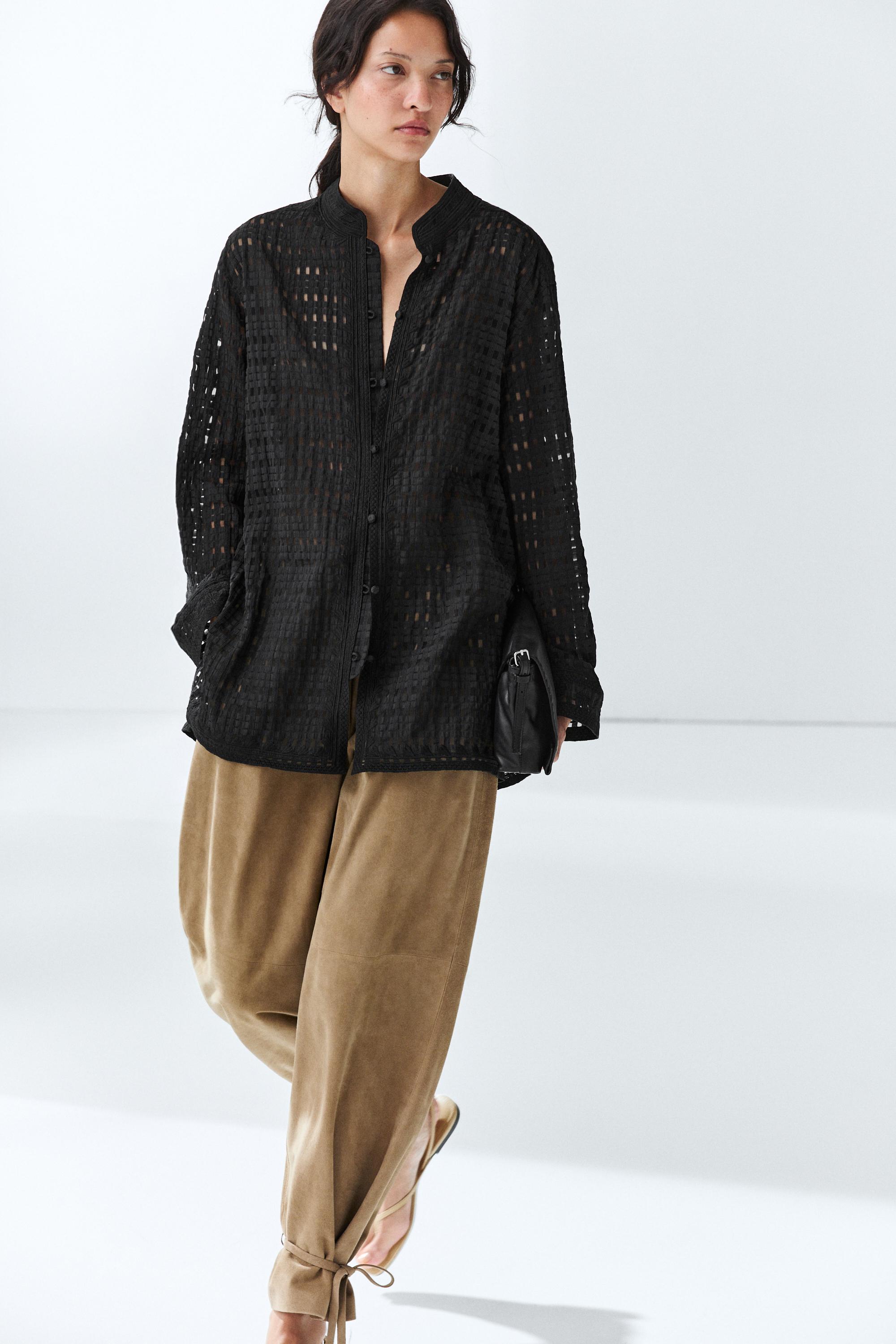 Flowing embroidered shirt — BLACK