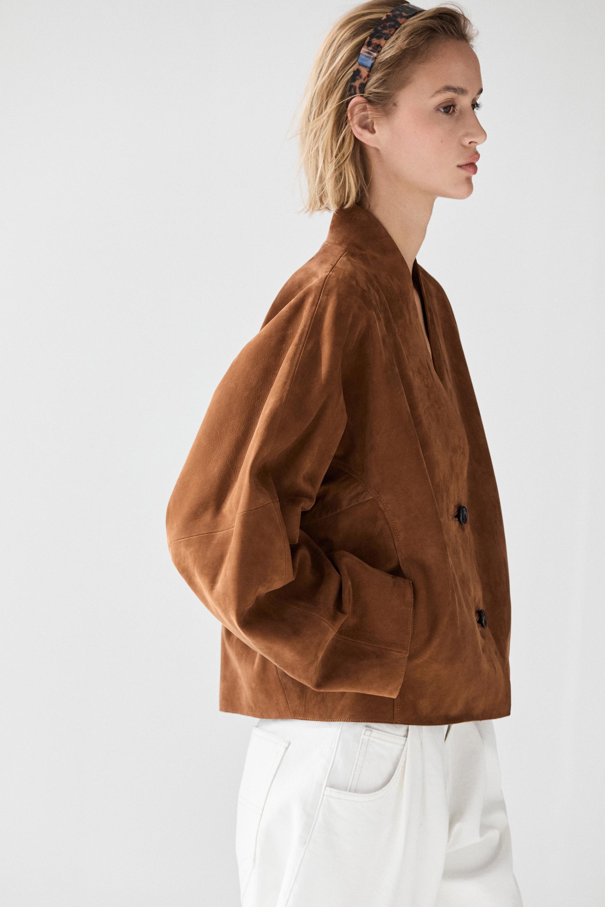 Suede leather V-neck jacket · Camel · Bomberâ Jacket | Massimo Dutti