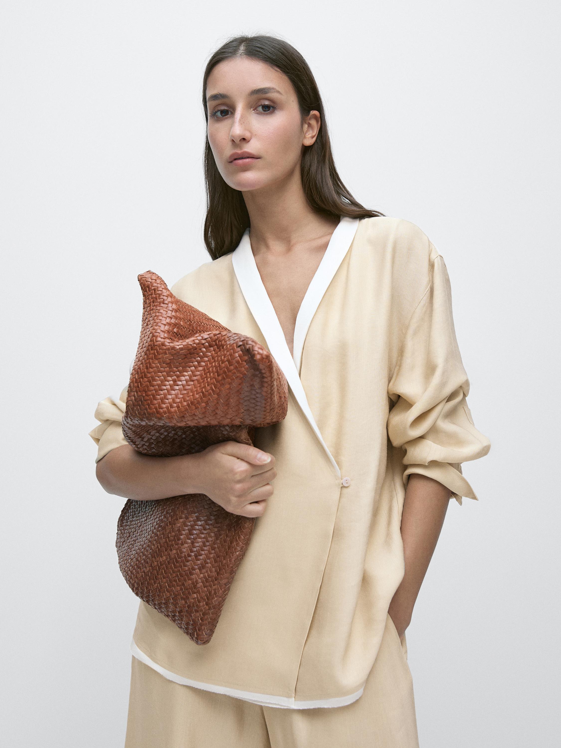 Kimono with contrasting linen detail