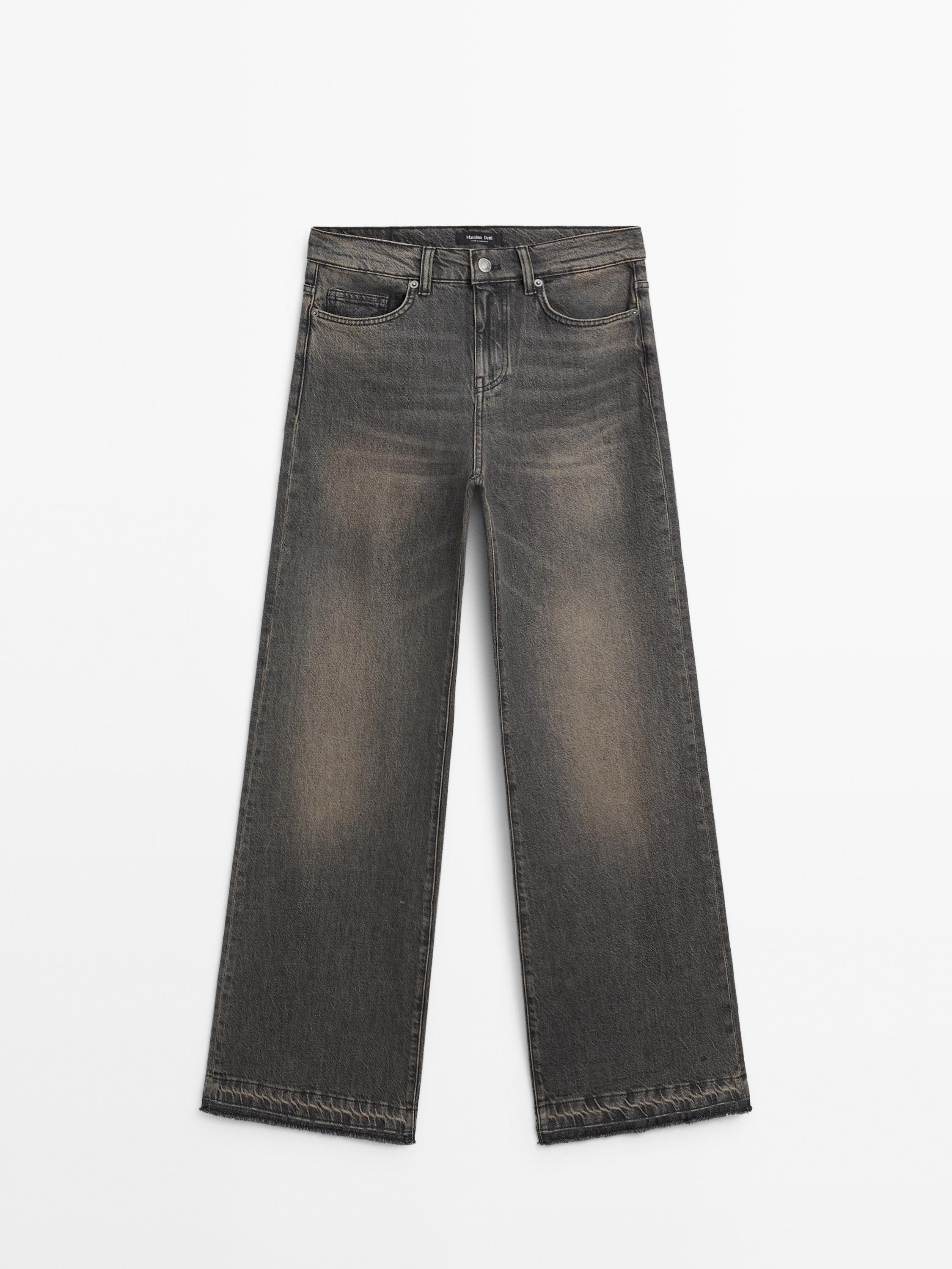 Mid-rise bell bottom jeans