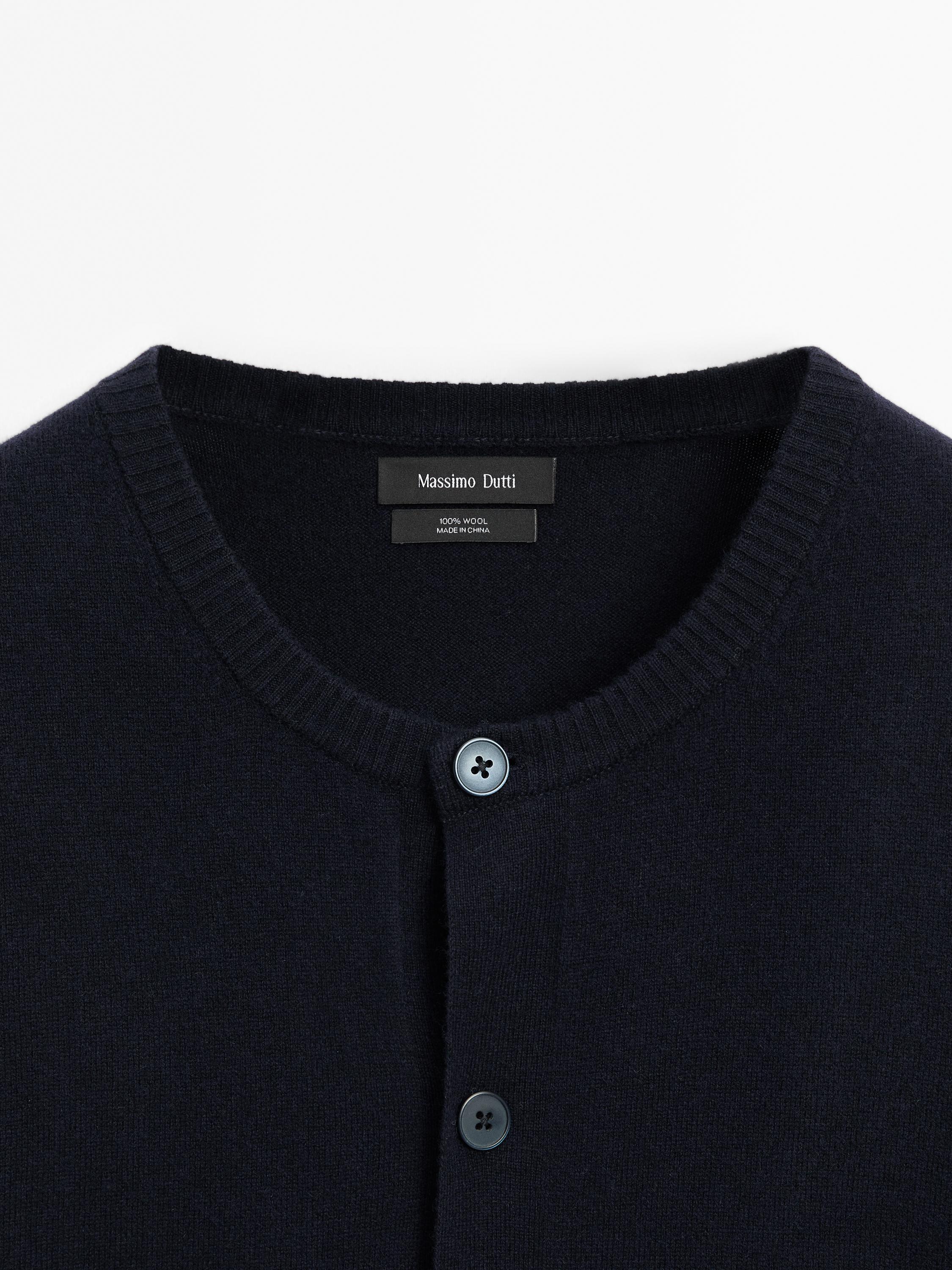 100% wool knit cardigan with buttons