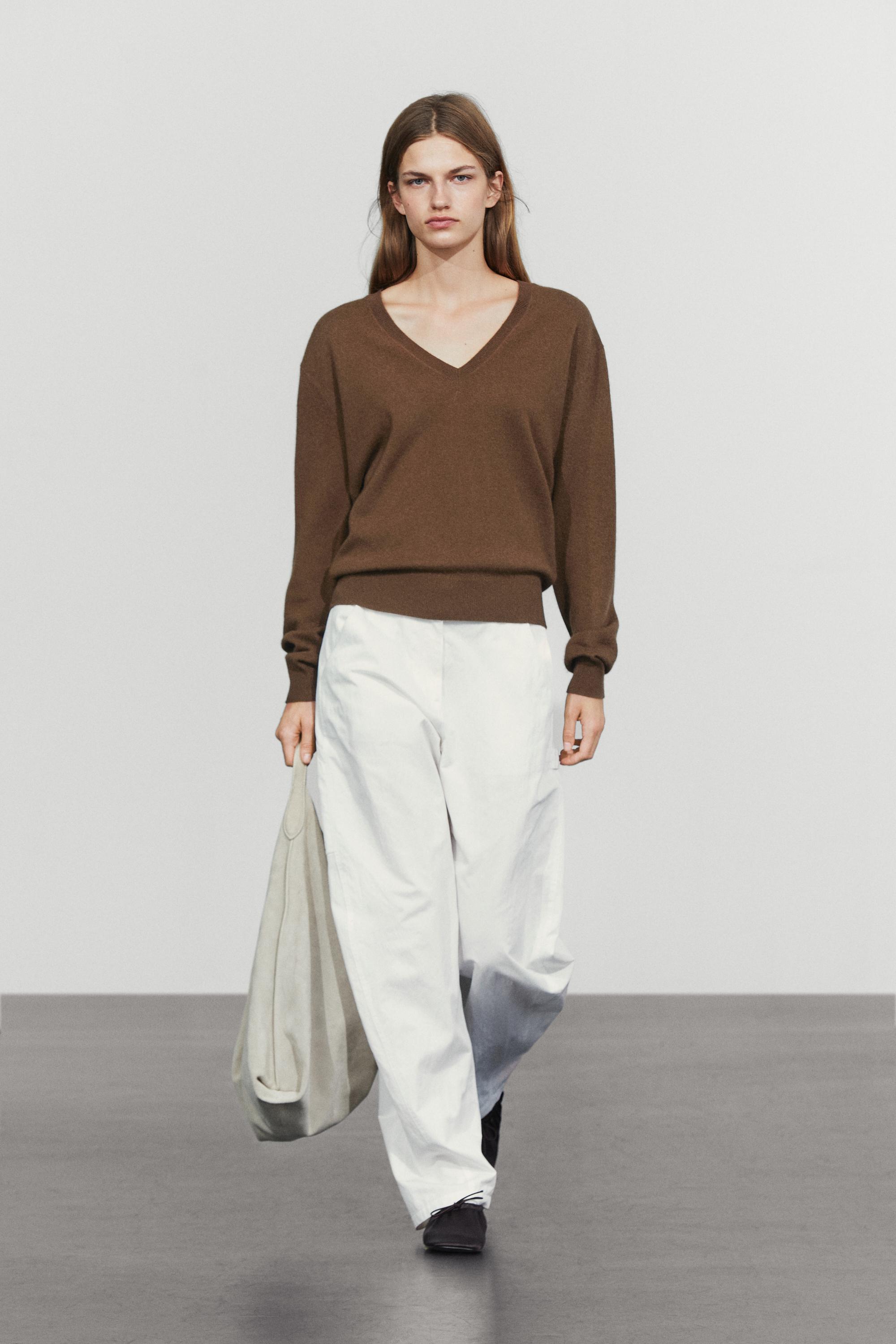 Wool blend V-neck knit sweater