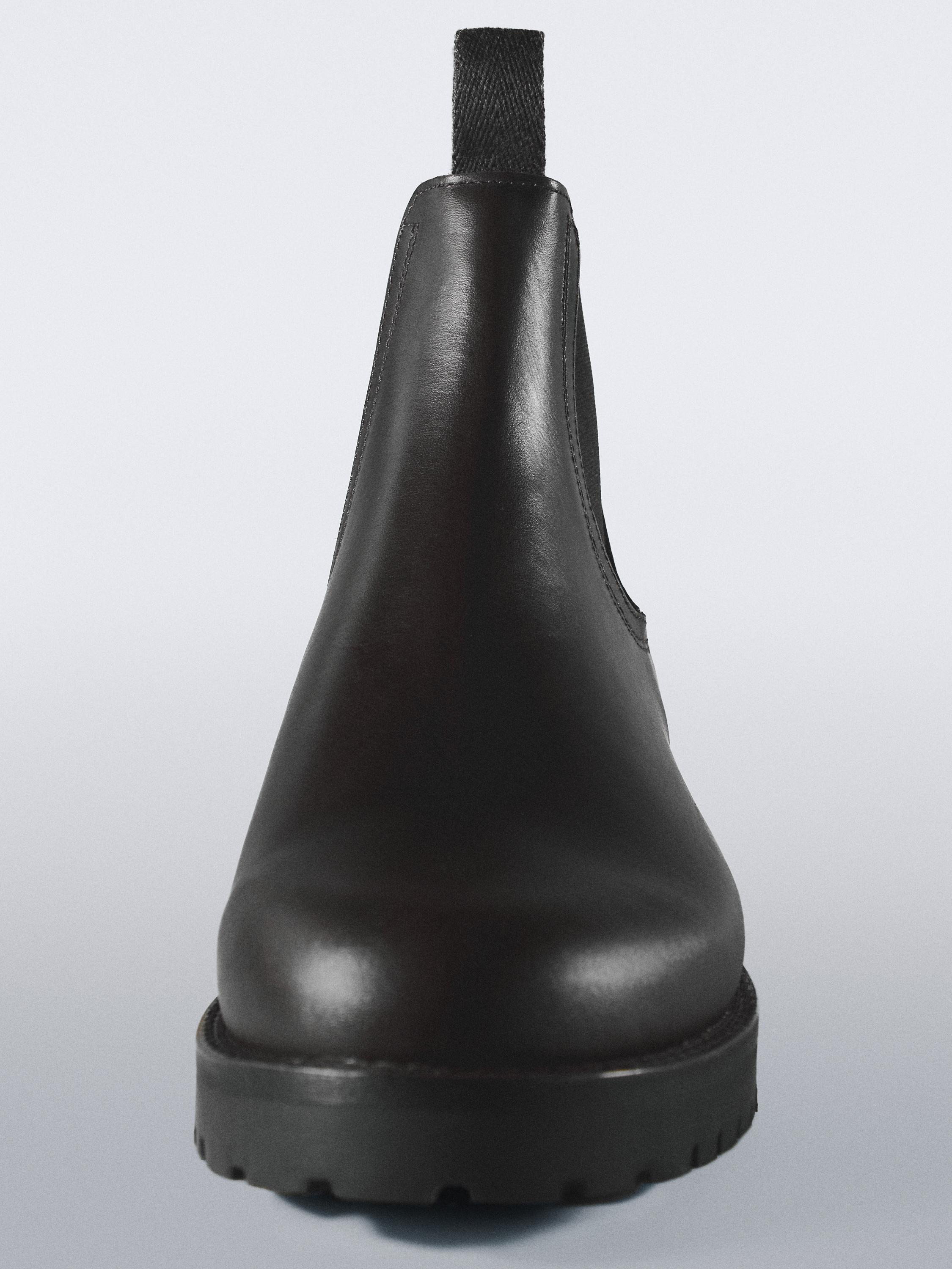 Leather Chelsea boots — BROWN