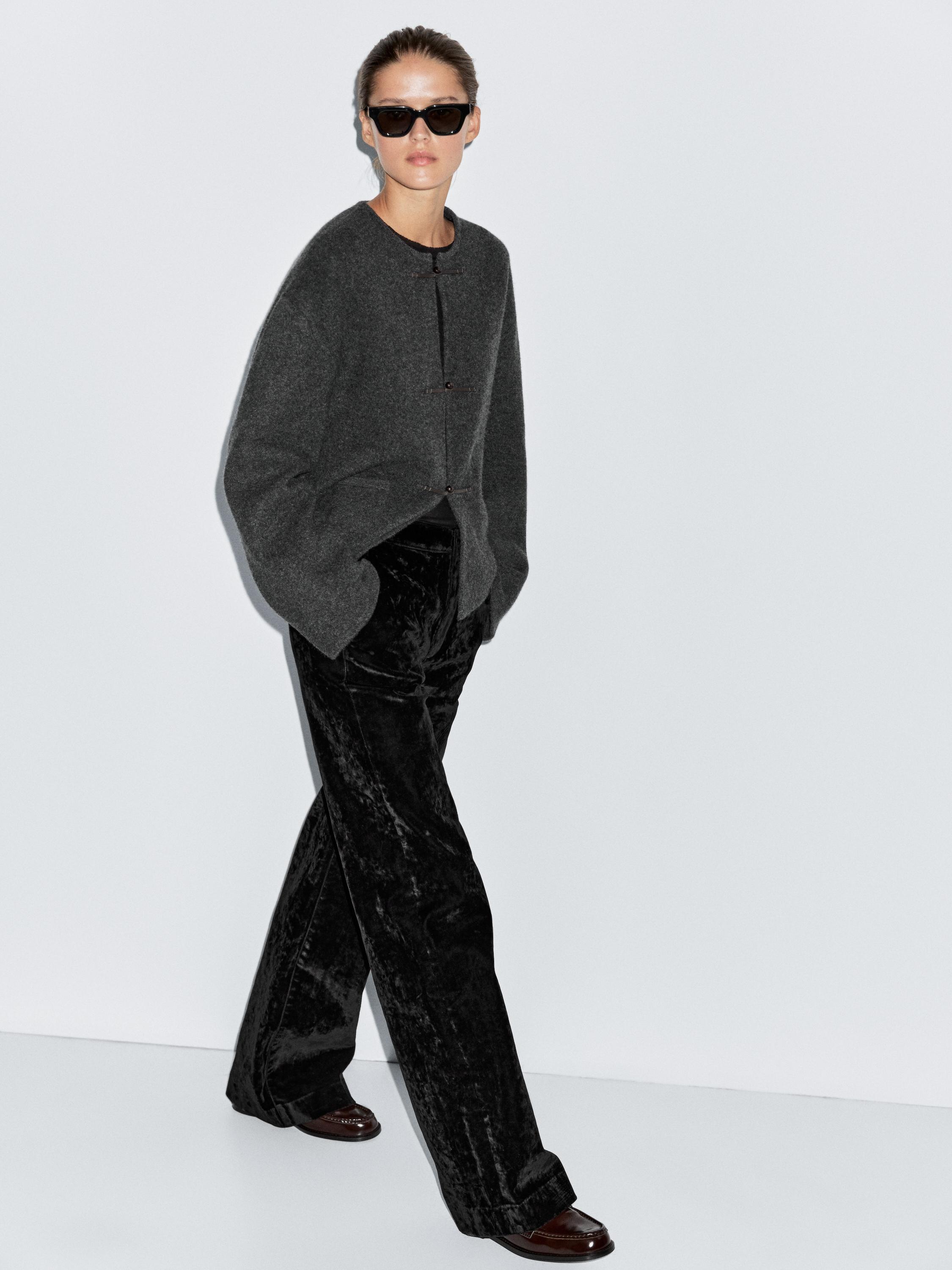 Jeans flare fit tiro alto flock