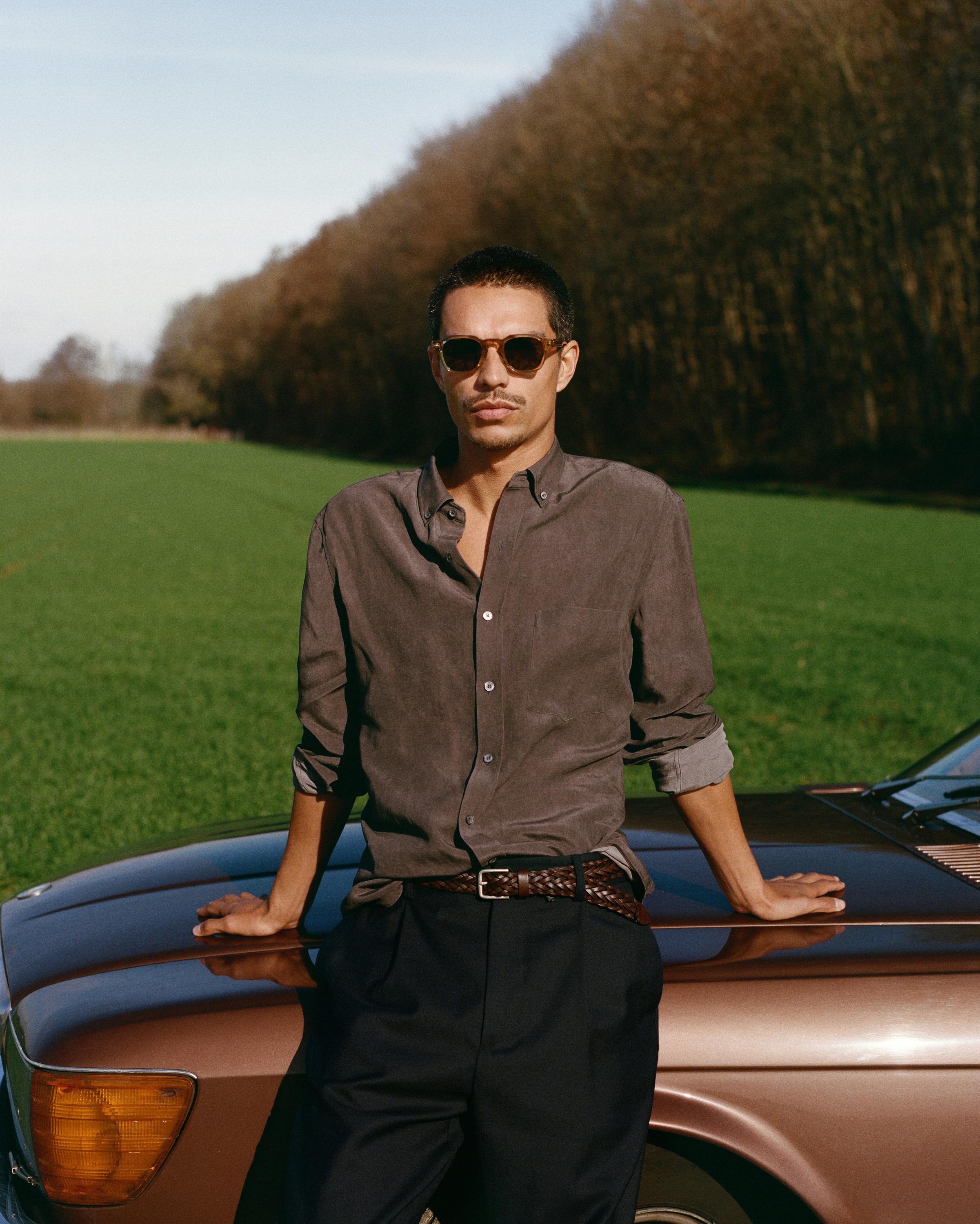 Flowing regular fit shirt with pocket — AUBERGINE