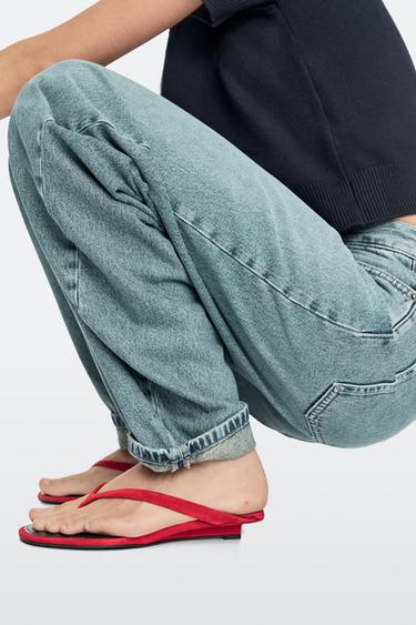 Mid-heel sandals with toe divider — RED 4