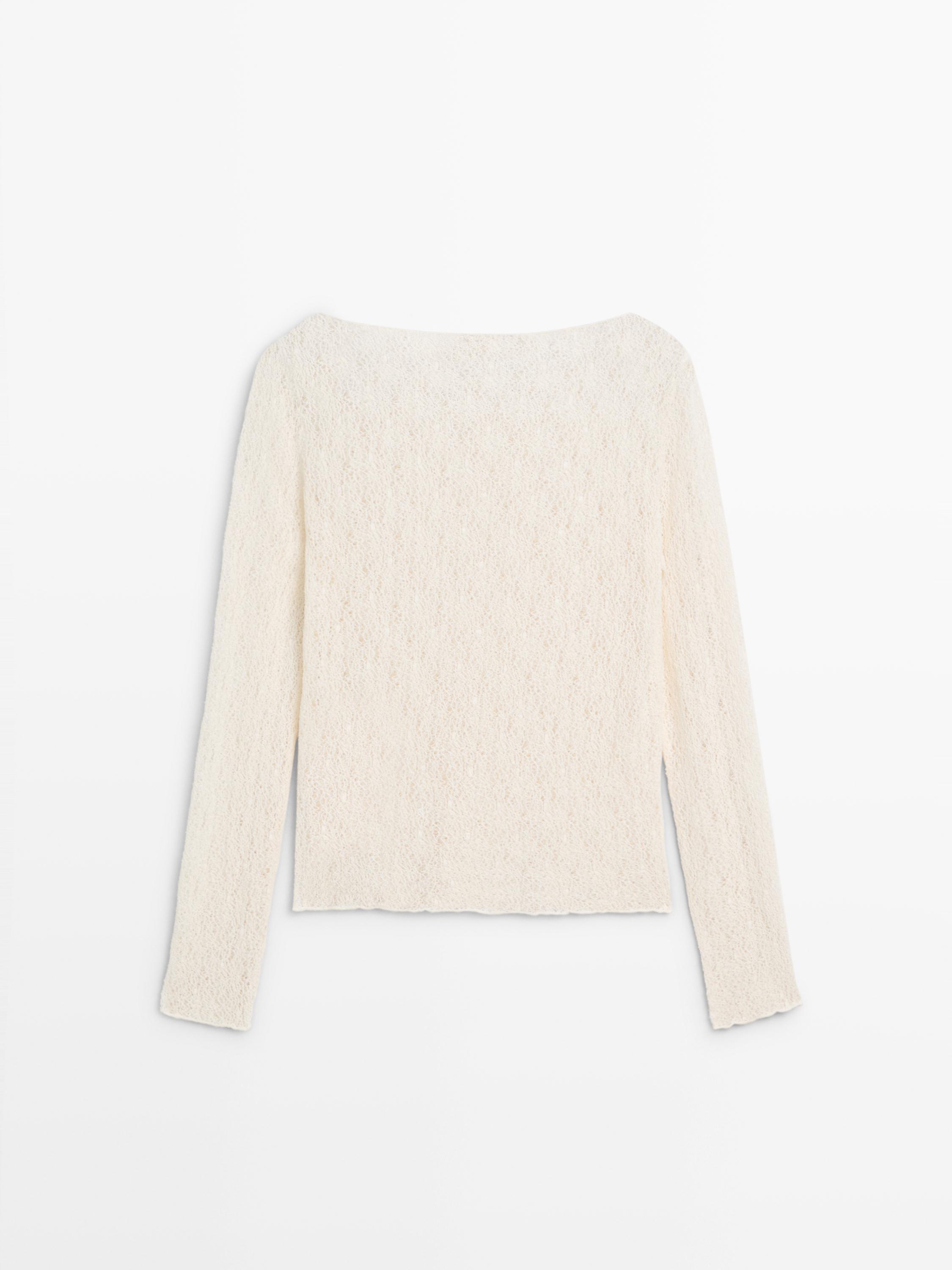 Boat neck T-shirt with lace detail · Cream · T-shirt | Massimo Dutti
