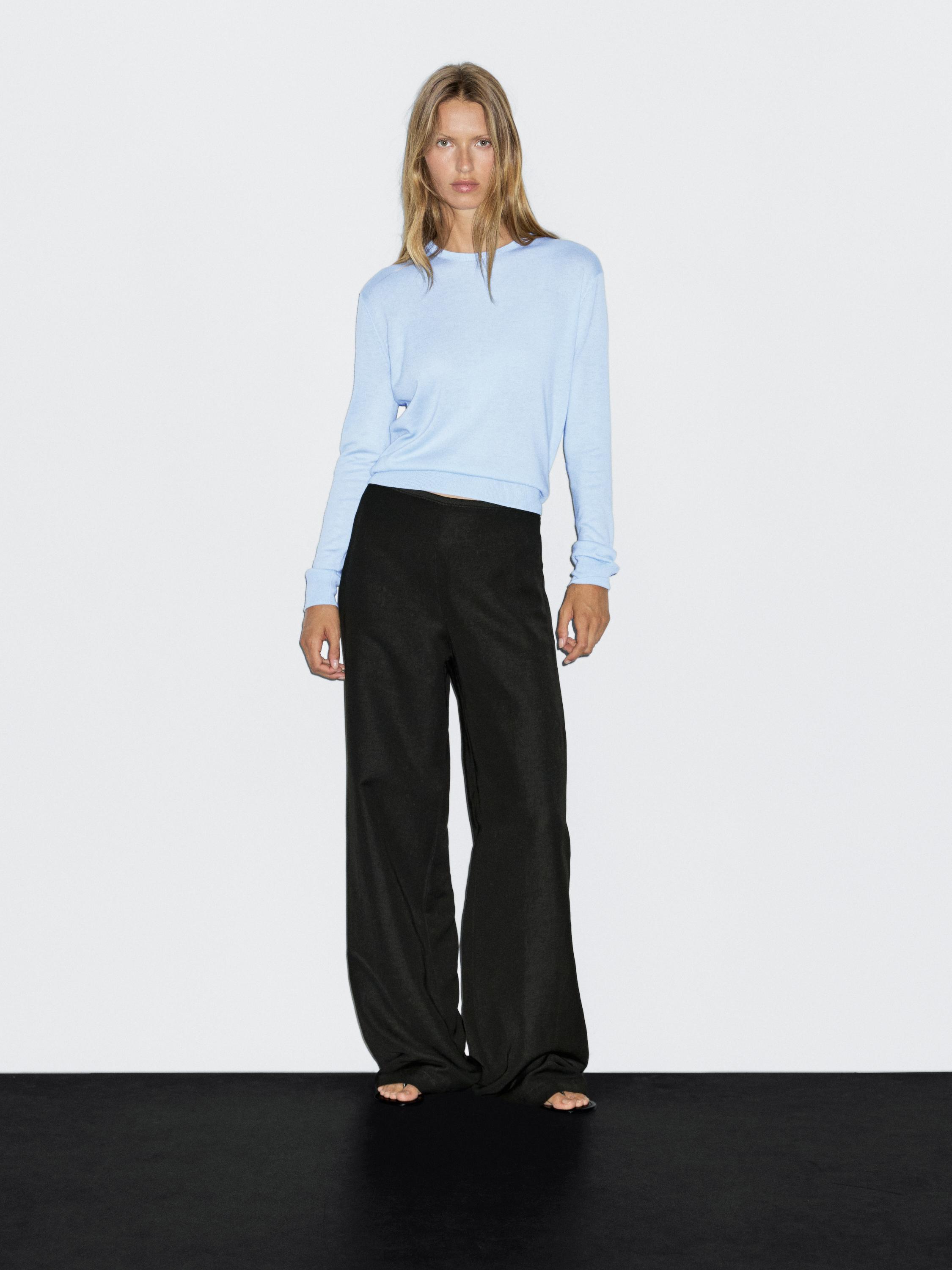 Wool blend knit sweater with crew neck · Sky Blue, Bottle Green, Cream, Caramel, Medium Grey · Sweaters | Massimo Dutti